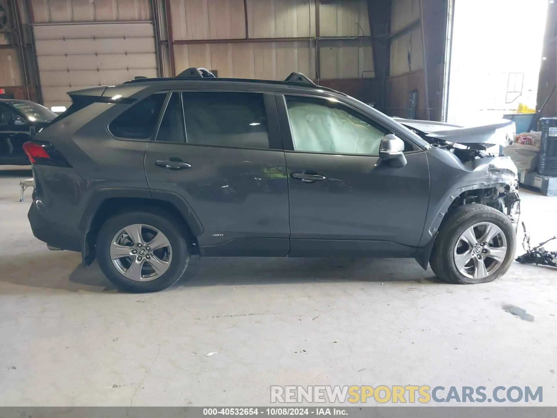 13 Фотография поврежденного автомобиля JTMRWRFV7RD236728 TOYOTA RAV4 HYBRID 2024