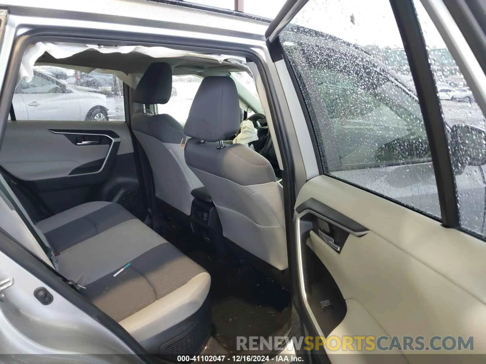 8 Фотография поврежденного автомобиля JTMRWRFV9RD211765 TOYOTA RAV4 HYBRID 2024