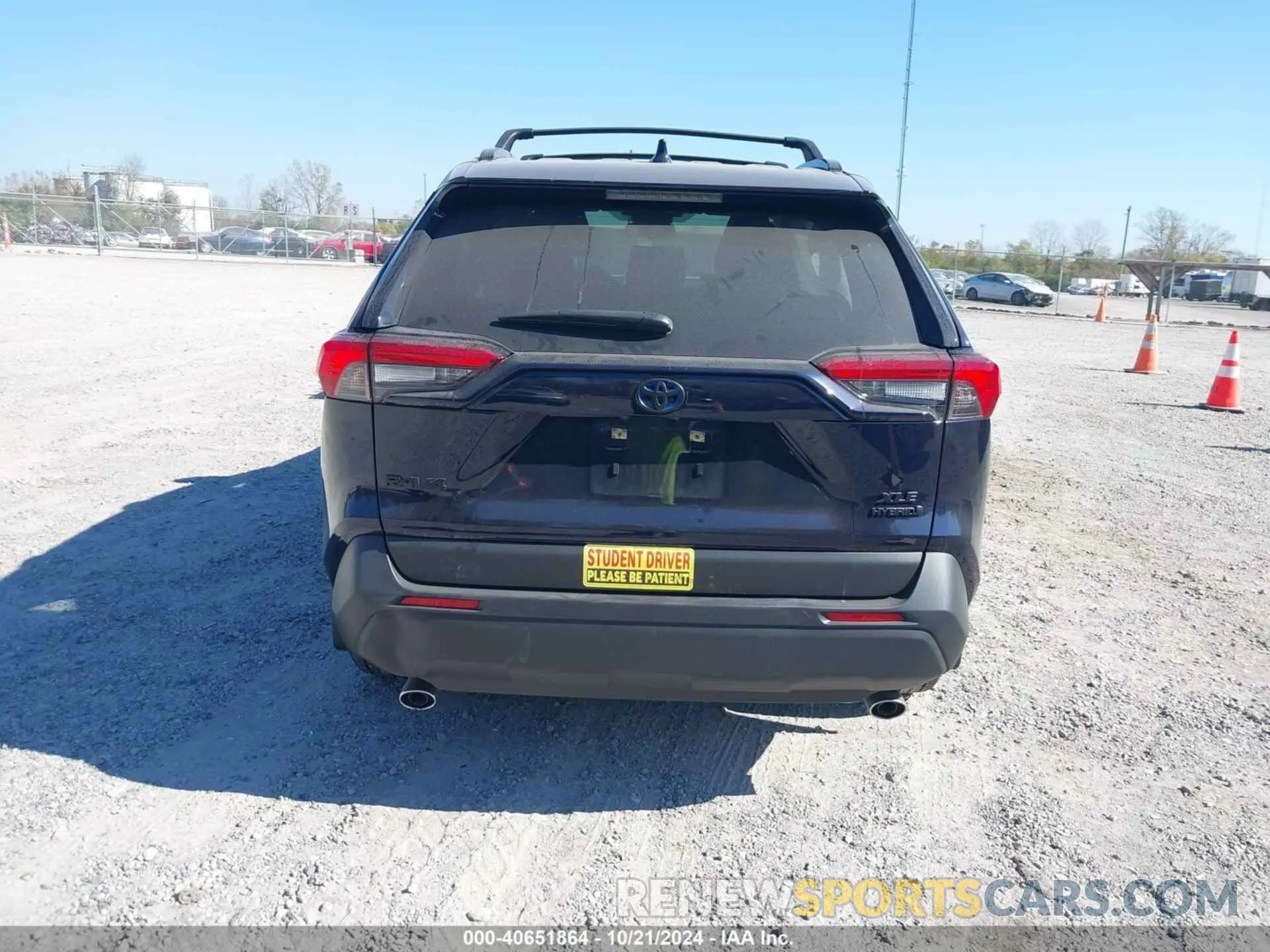 17 Фотография поврежденного автомобиля JTMRWRFV9RD232051 TOYOTA RAV4 HYBRID 2024