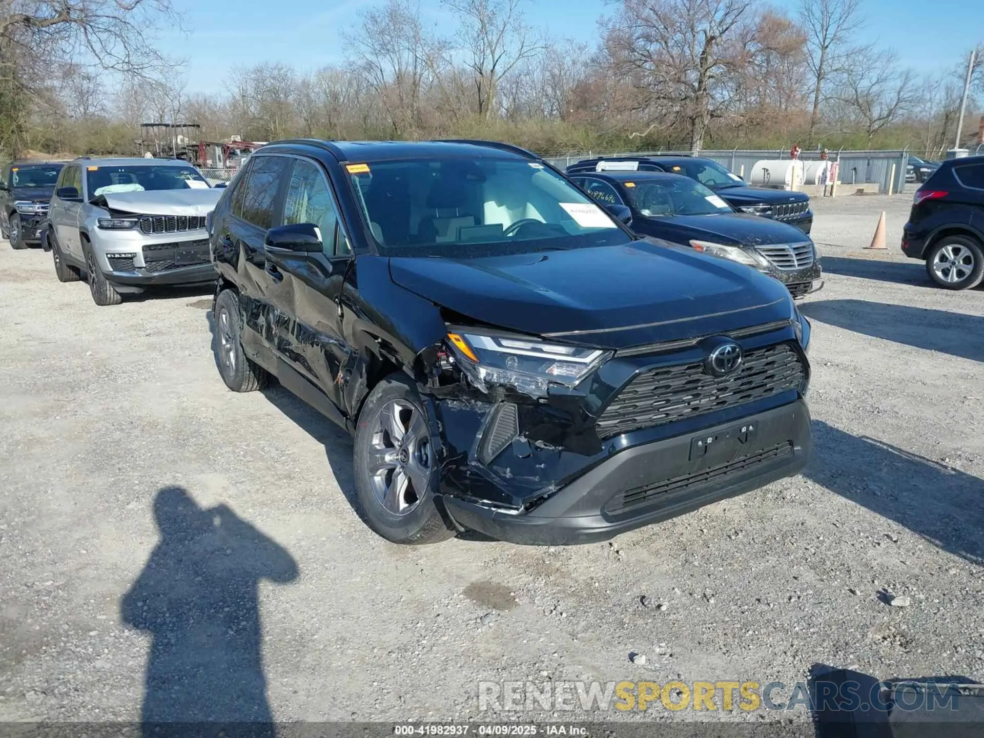 1 Photograph of a damaged car 2T3RWRFV6SW263671 TOYOTA RAV4 HYBRID 2025
