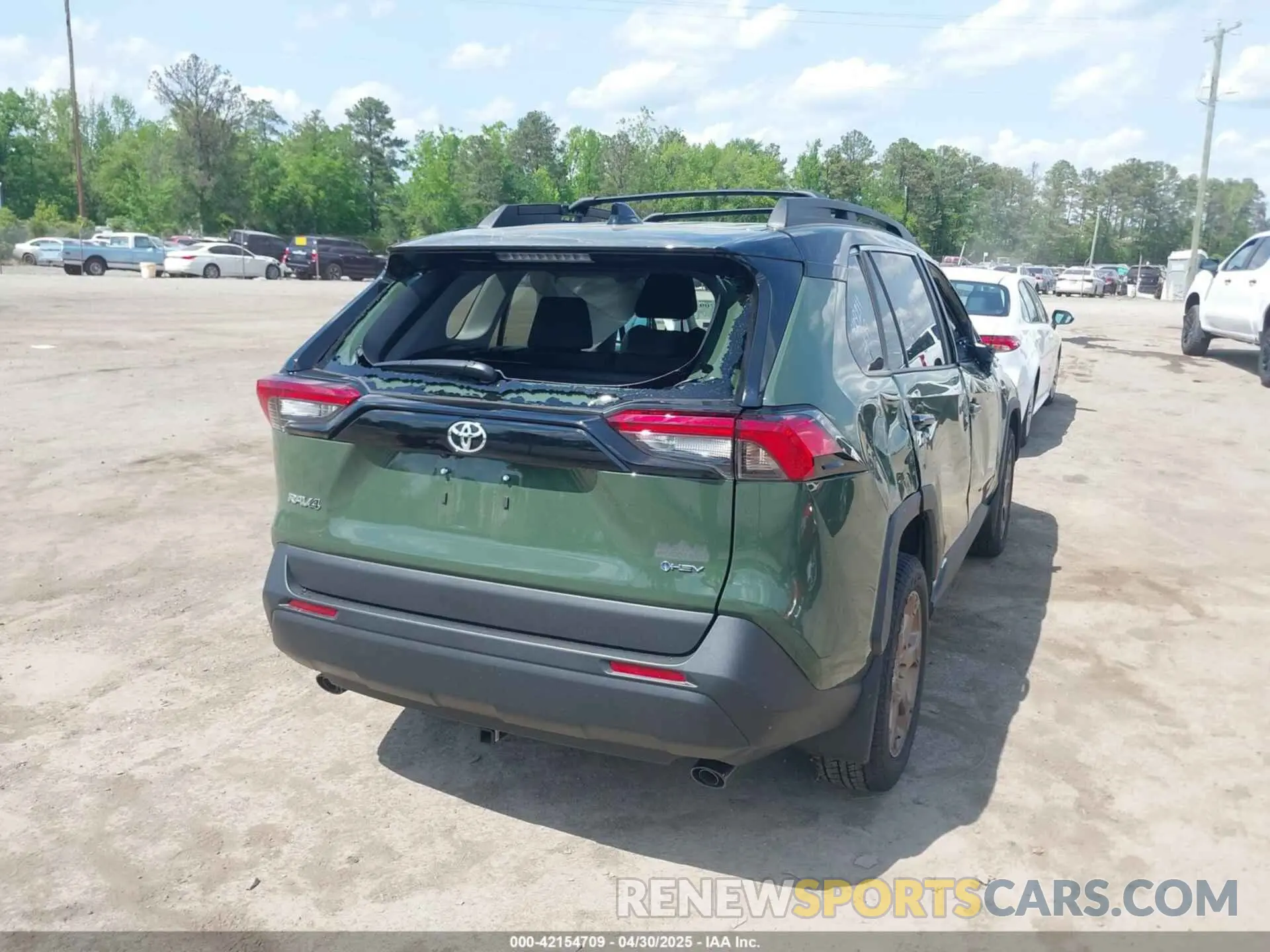 4 Photograph of a damaged car 2T3UWRFV1SW275883 TOYOTA RAV4 HYBRID 2025