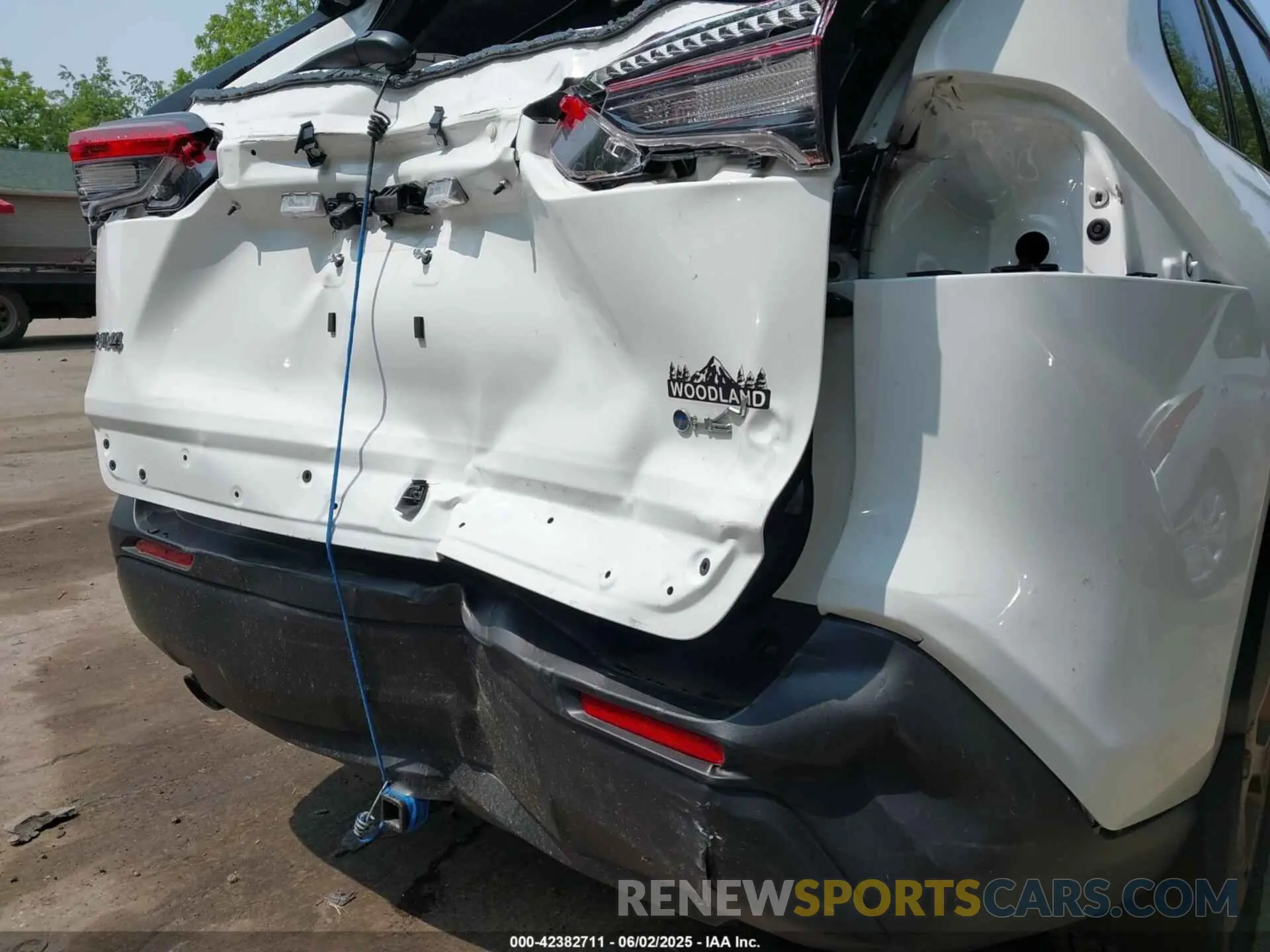 17 Фотография поврежденного автомобиля 2T3UWRFV3SW262939 TOYOTA RAV4 HYBRID 2025