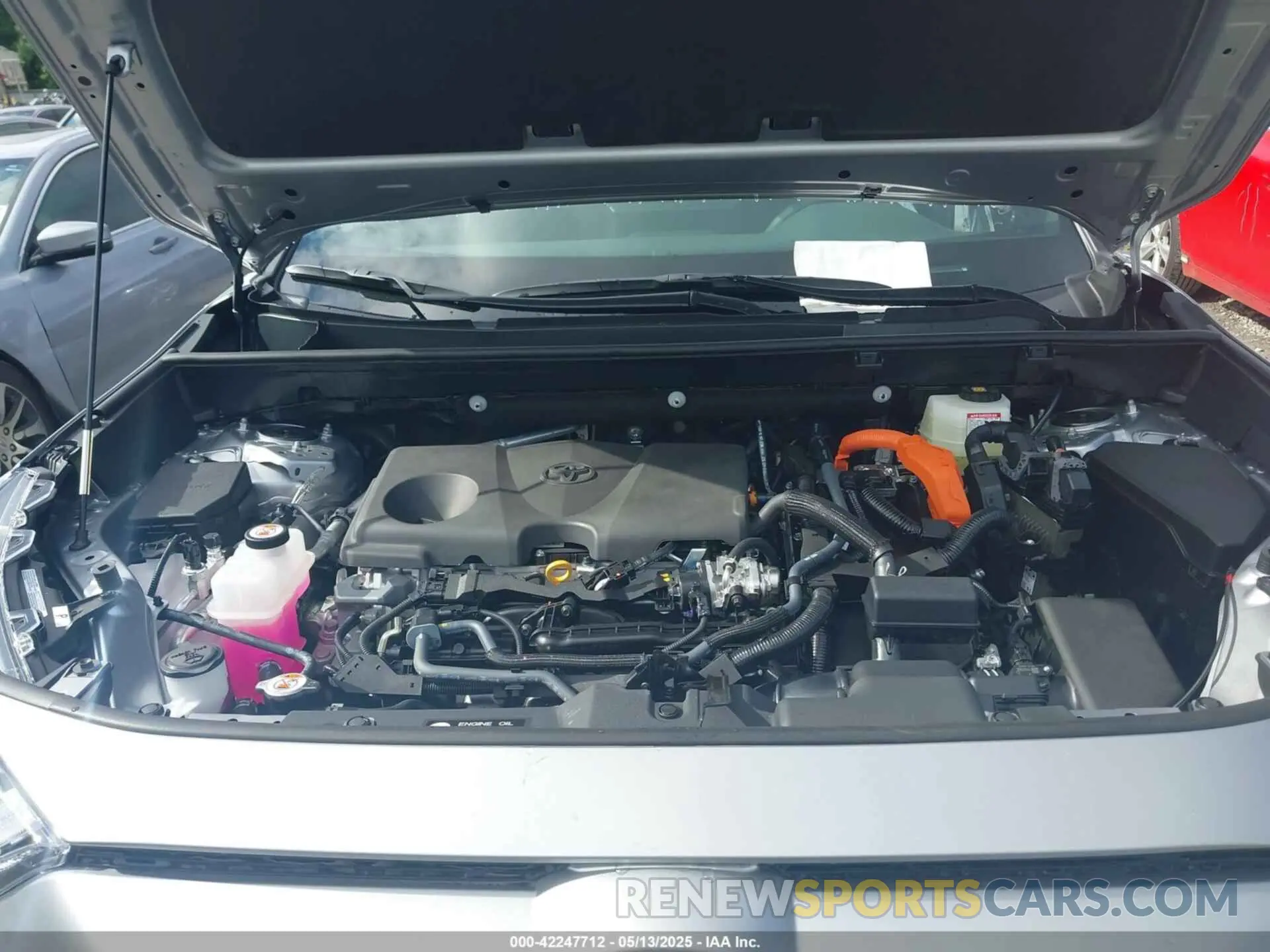 10 Photograph of a damaged car 4T3T6RFV5SU183462 TOYOTA RAV4 HYBRID 2025