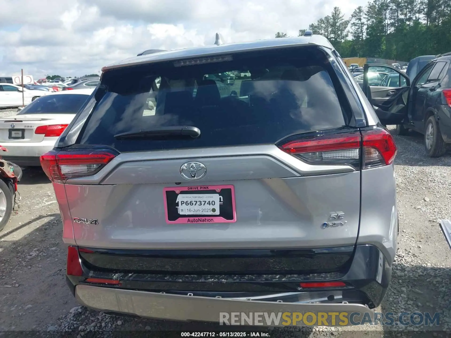 15 Photograph of a damaged car 4T3T6RFV5SU183462 TOYOTA RAV4 HYBRID 2025