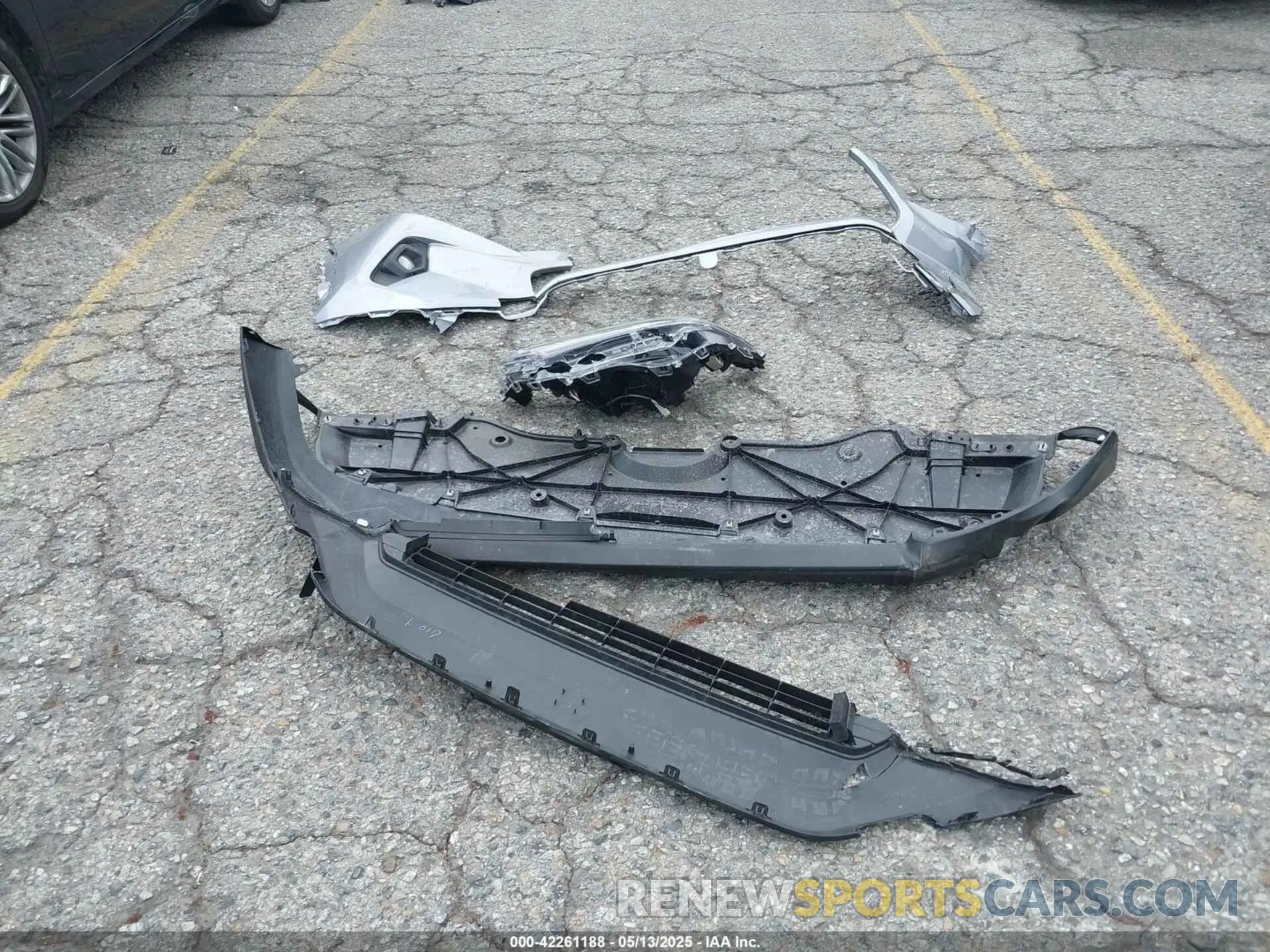 12 Photograph of a damaged car JTMB6RFV5SD157761 TOYOTA RAV4 HYBRID 2025