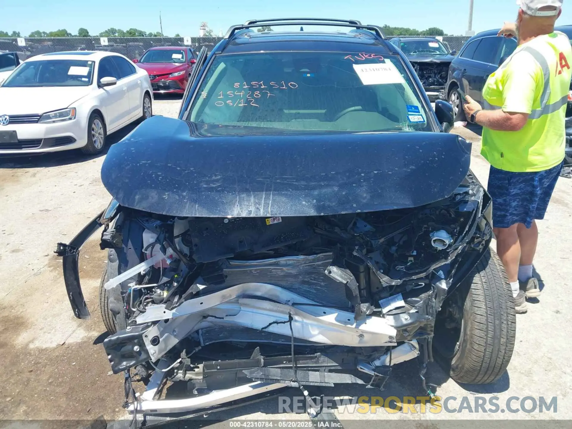 12 Фотография поврежденного автомобиля JTMB6RFVXSD154287 TOYOTA RAV4 HYBRID 2025