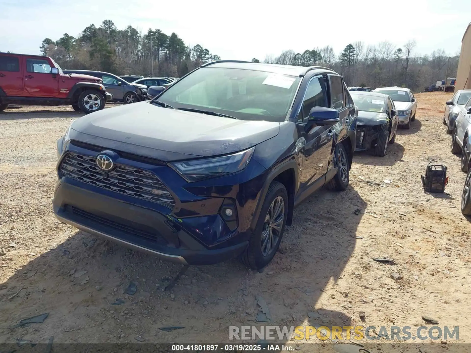 2 Фотография поврежденного автомобиля JTMD6RFV2SD155250 TOYOTA RAV4 HYBRID 2025