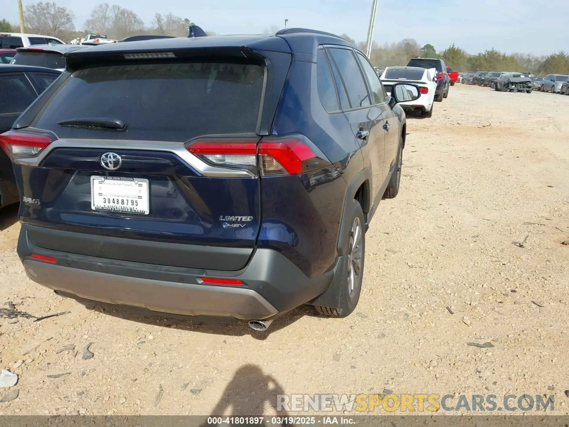 4 Фотография поврежденного автомобиля JTMD6RFV2SD155250 TOYOTA RAV4 HYBRID 2025