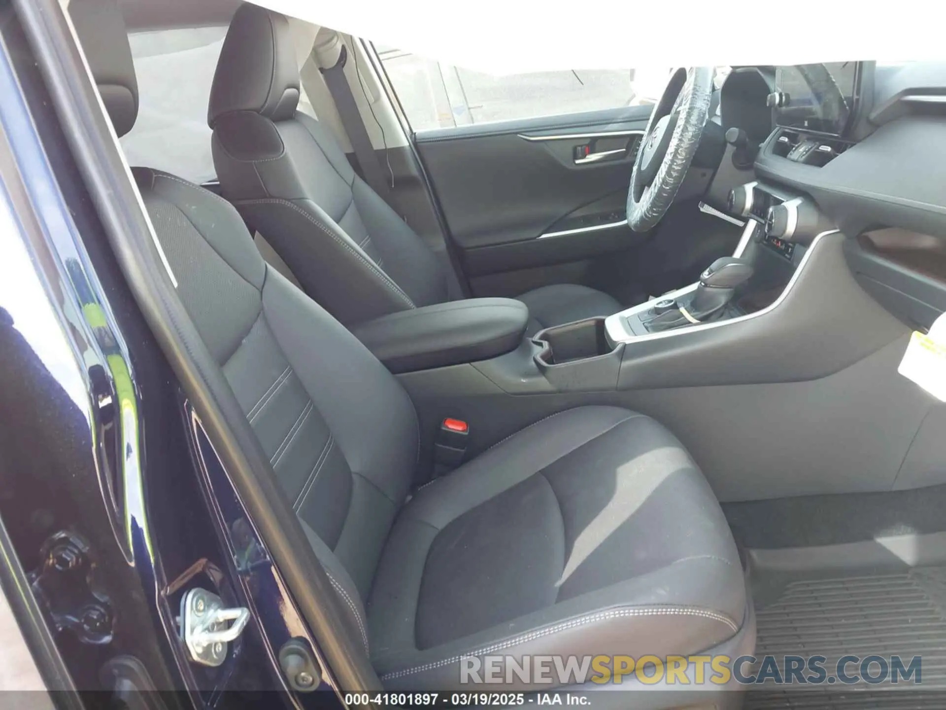 5 Фотография поврежденного автомобиля JTMD6RFV2SD155250 TOYOTA RAV4 HYBRID 2025