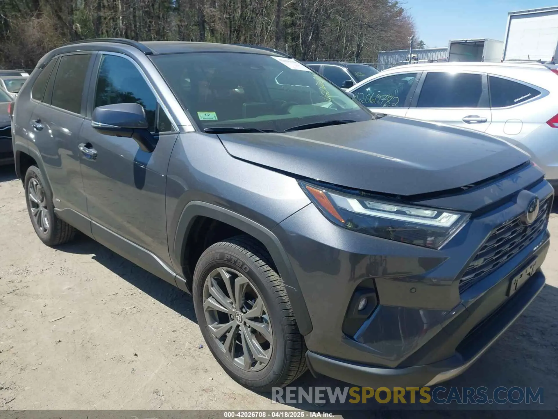 1 Фотография поврежденного автомобиля JTMD6RFVXSD152001 TOYOTA RAV4 HYBRID 2025