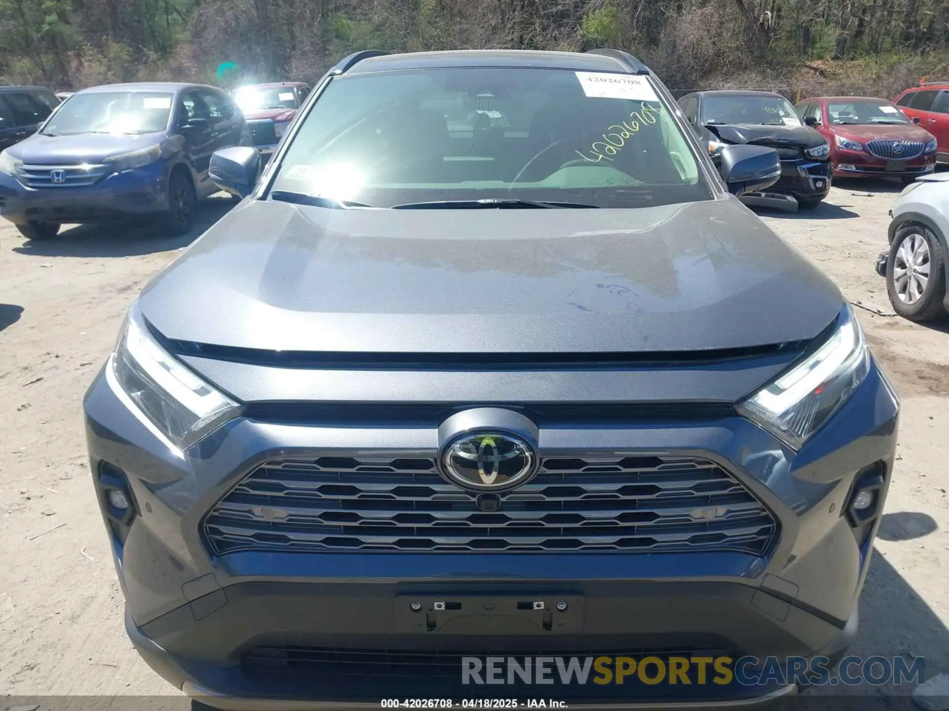 12 Фотография поврежденного автомобиля JTMD6RFVXSD152001 TOYOTA RAV4 HYBRID 2025