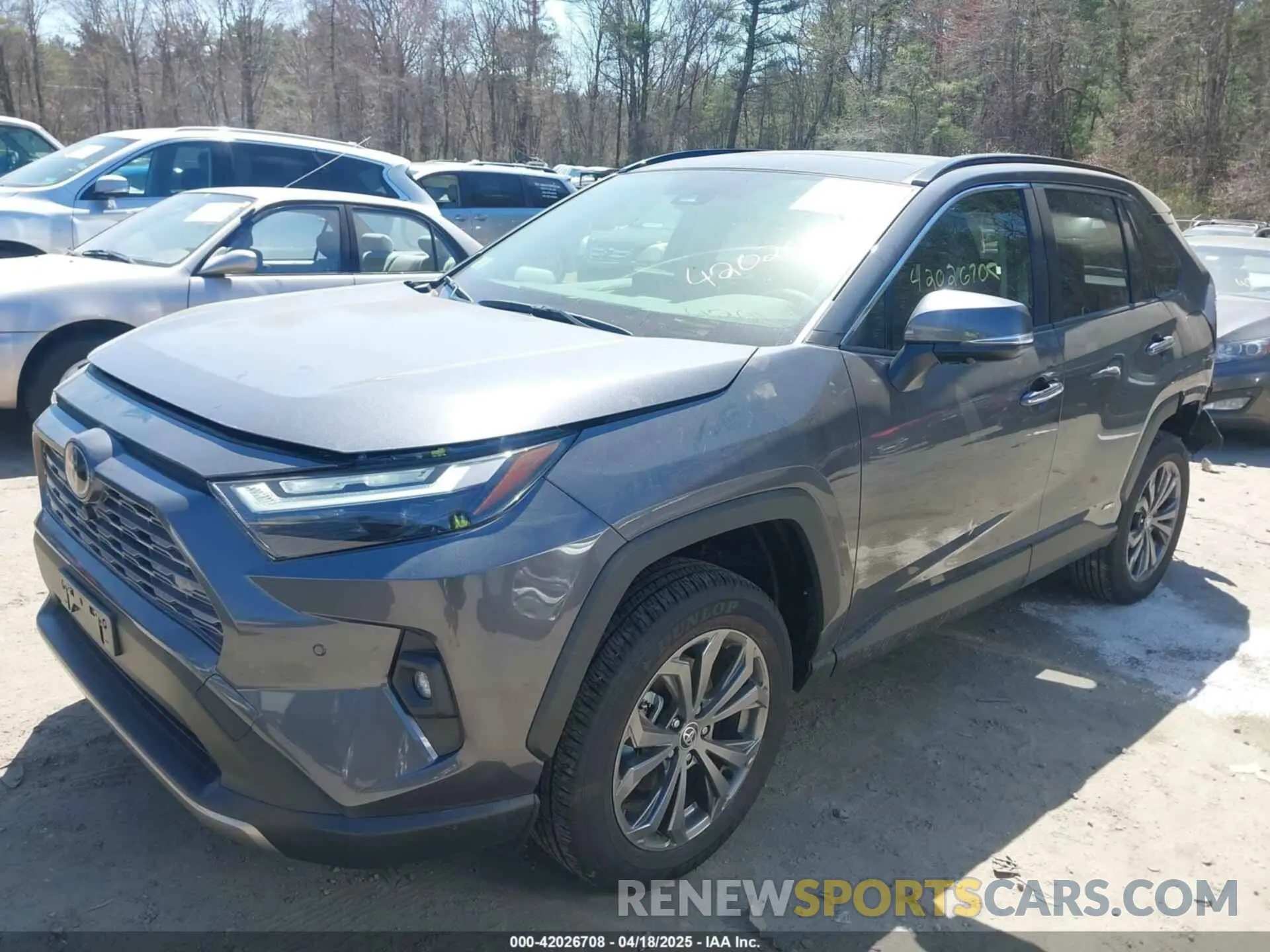 2 Фотография поврежденного автомобиля JTMD6RFVXSD152001 TOYOTA RAV4 HYBRID 2025