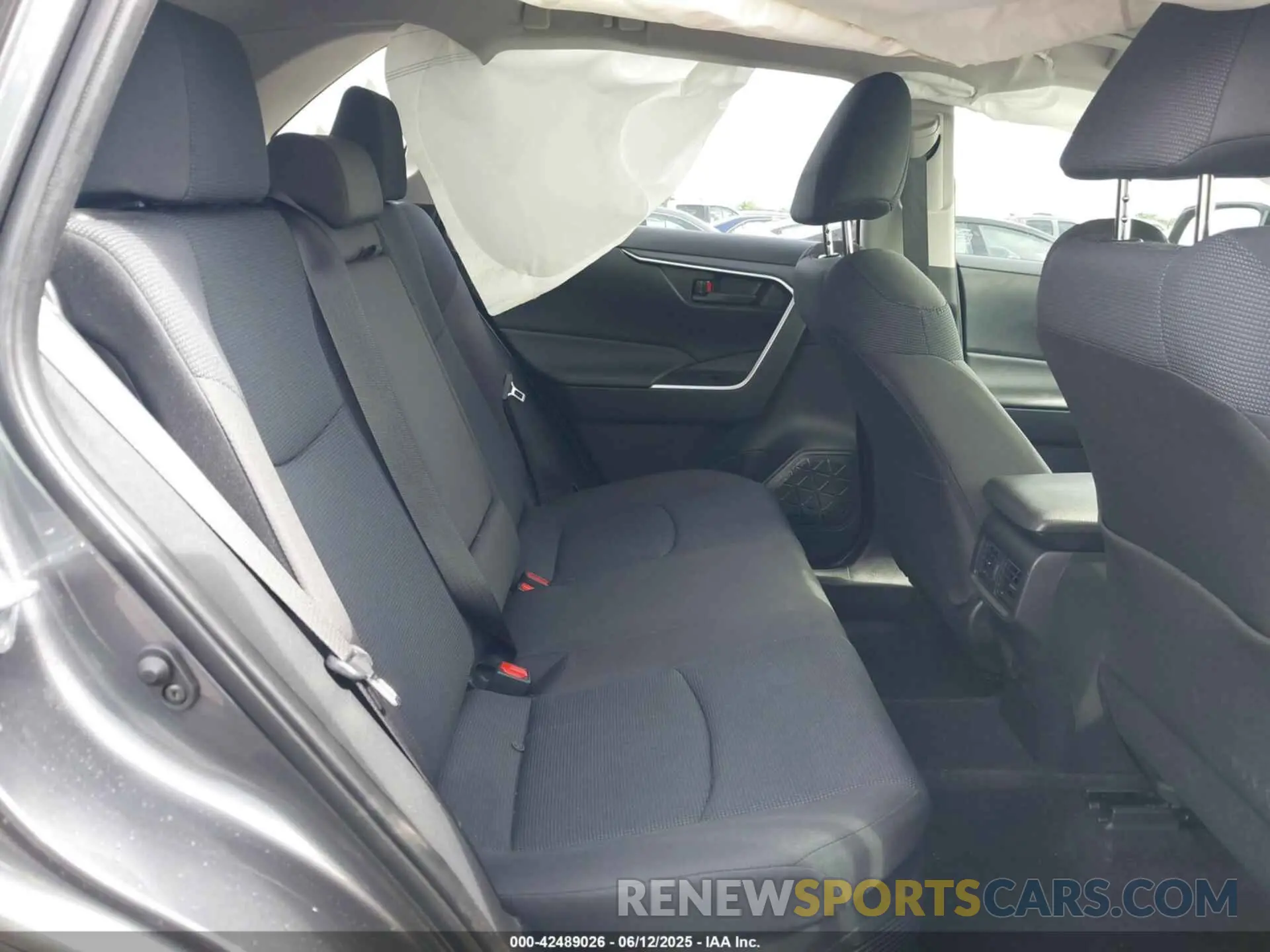 8 Photograph of a damaged car JTMLWRFV2SD297271 TOYOTA RAV4 HYBRID 2025