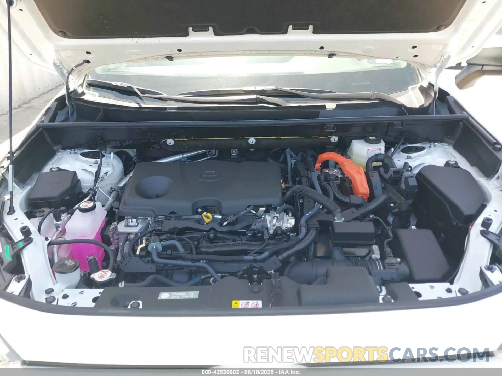 10 Фотография поврежденного автомобиля JTMLWRFV3SD302333 TOYOTA RAV4 HYBRID 2025