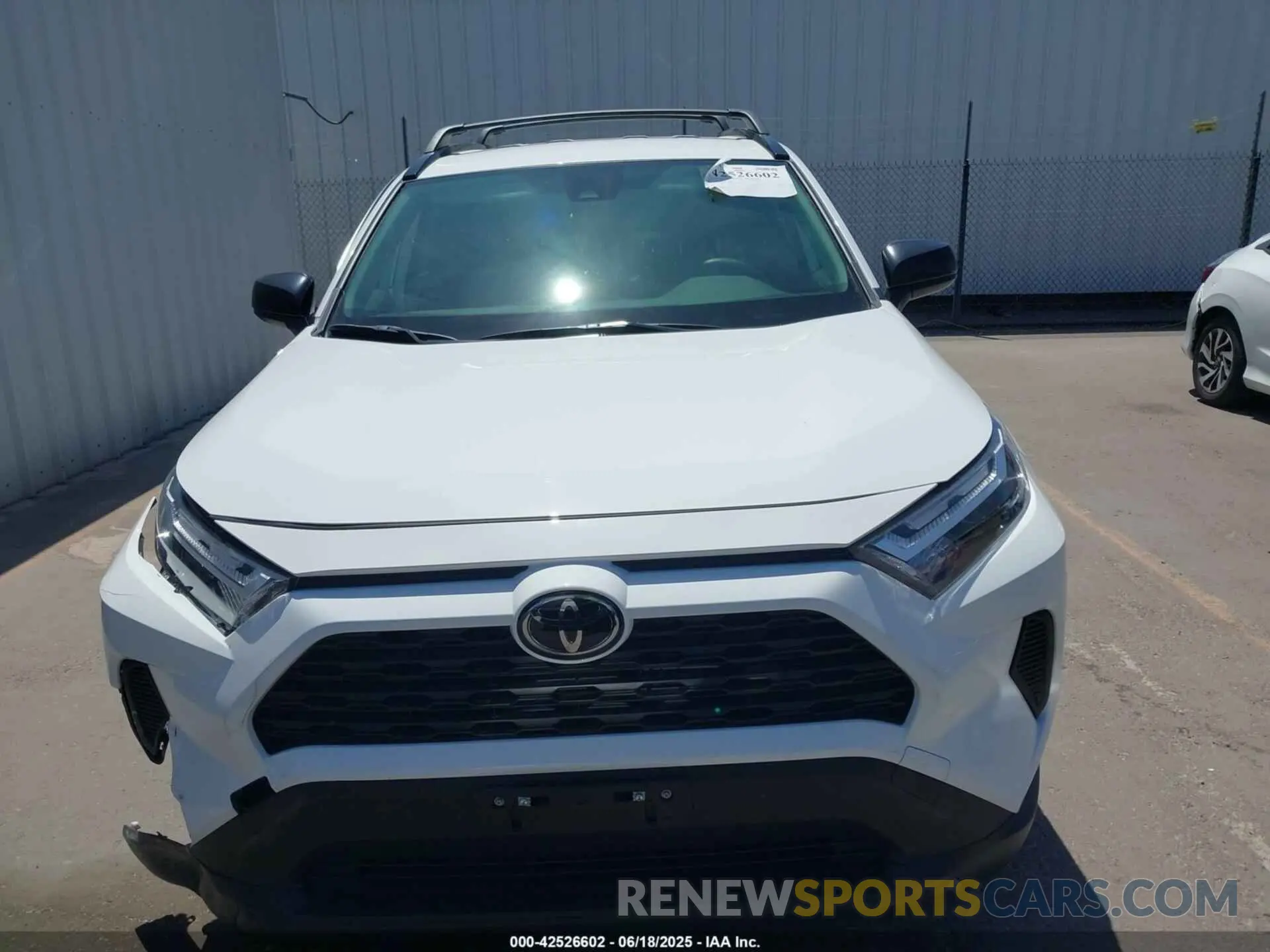 12 Фотография поврежденного автомобиля JTMLWRFV3SD302333 TOYOTA RAV4 HYBRID 2025