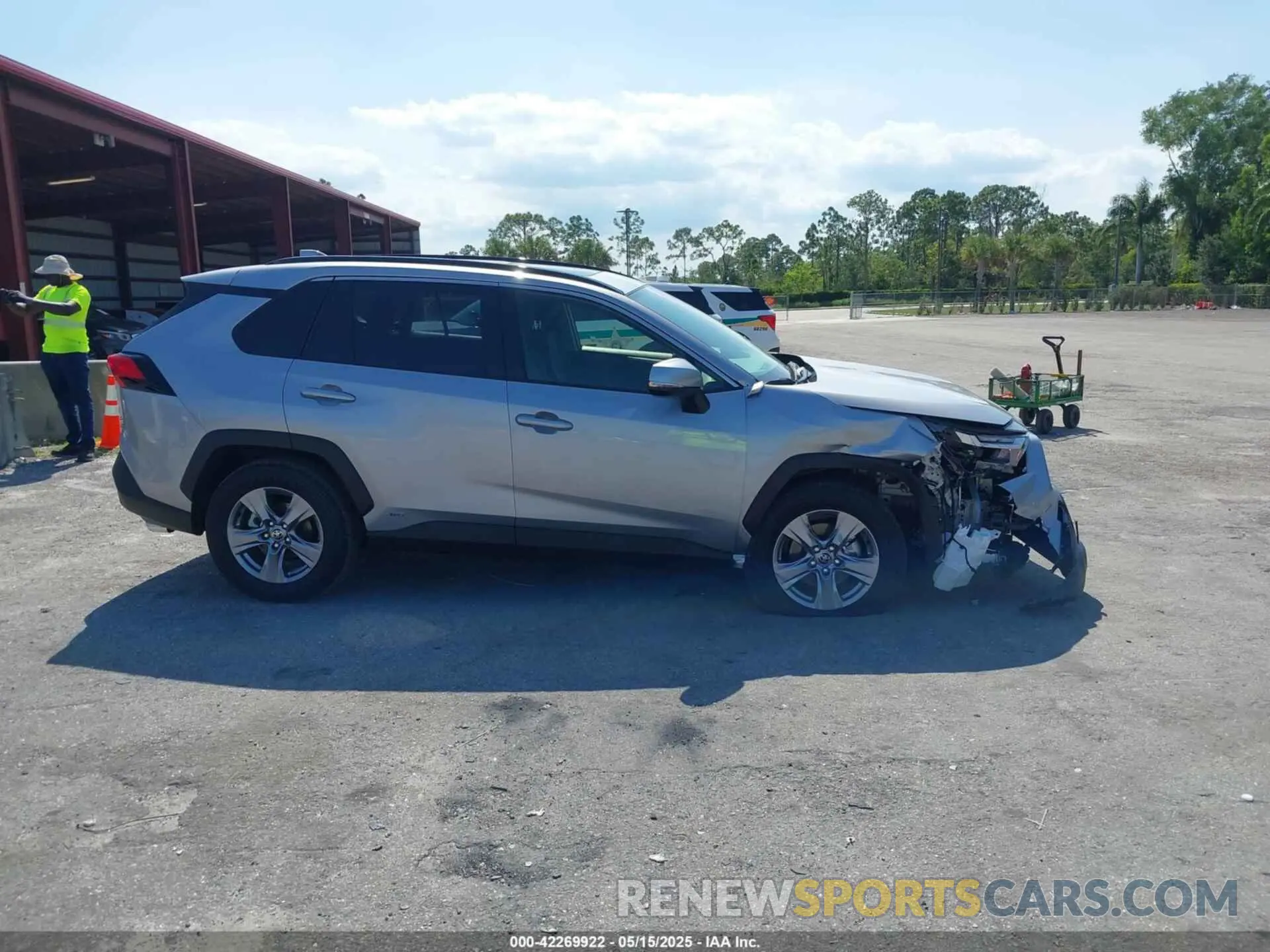 14 Photograph of a damaged car JTMRWRFV0SD285288 TOYOTA RAV4 HYBRID 2025