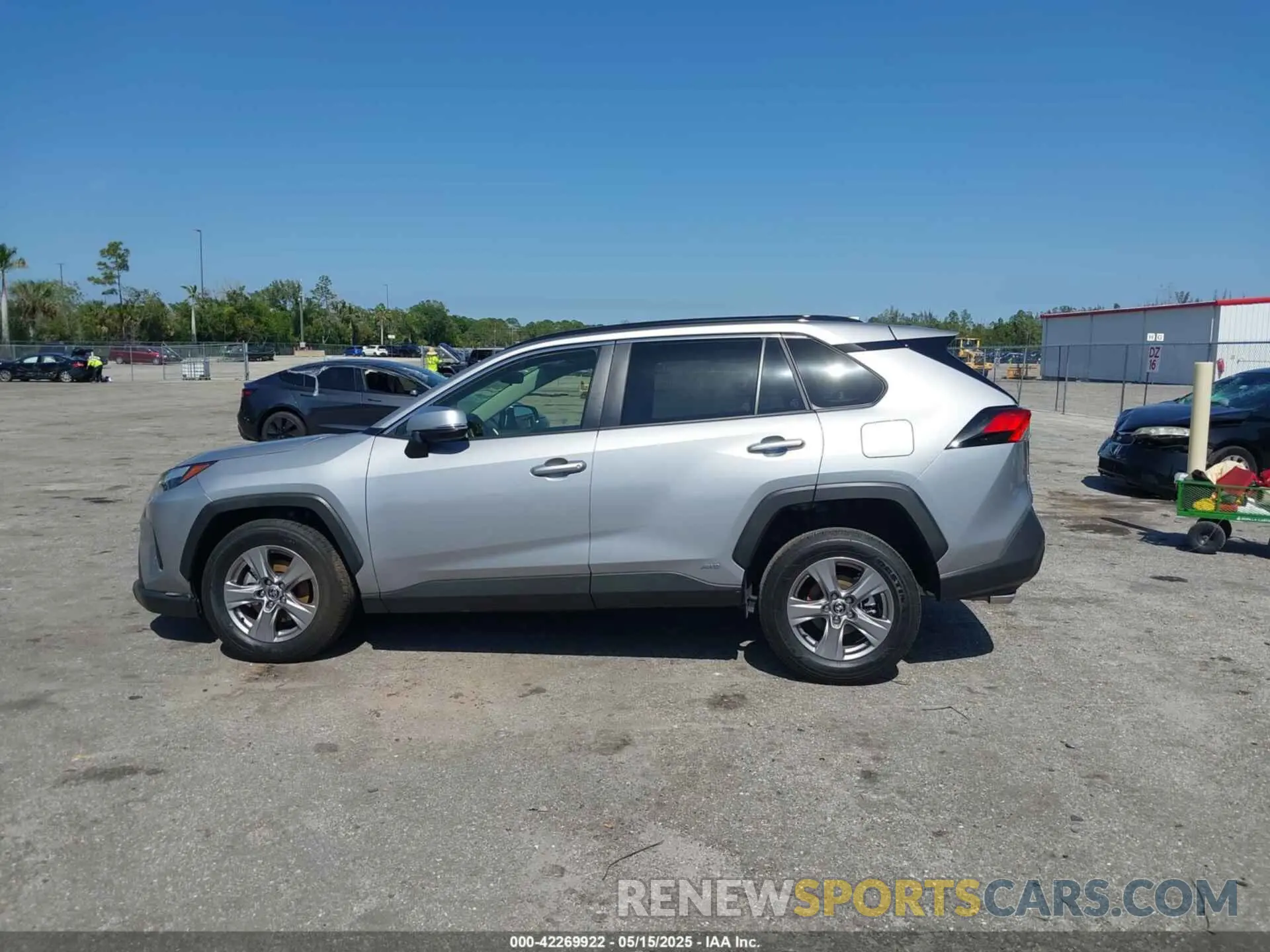 15 Photograph of a damaged car JTMRWRFV0SD285288 TOYOTA RAV4 HYBRID 2025