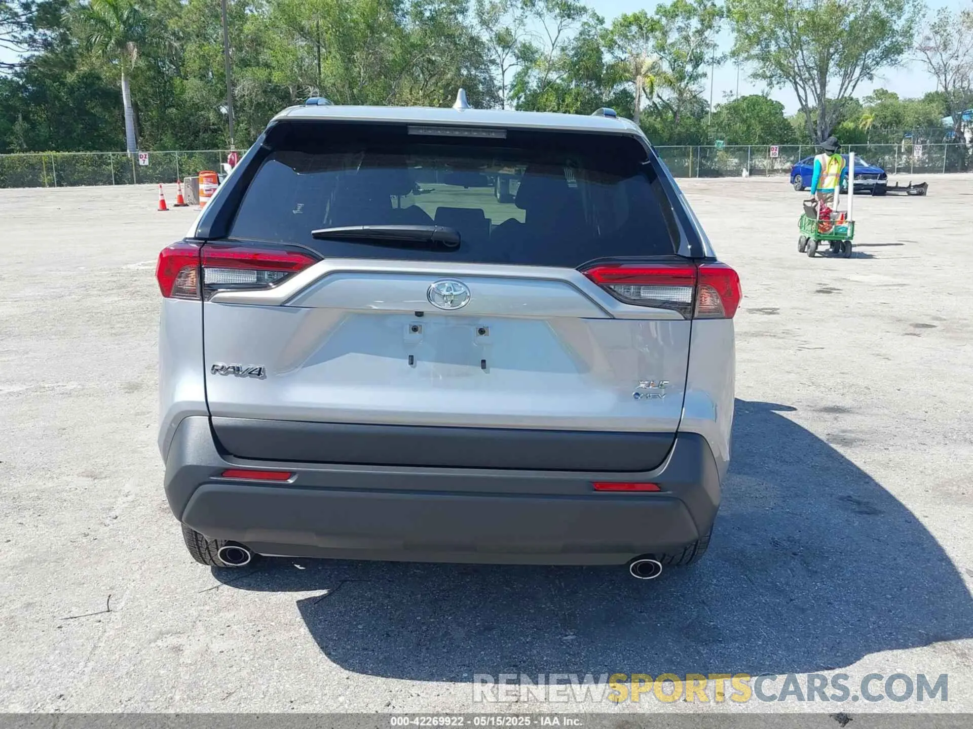 17 Photograph of a damaged car JTMRWRFV0SD285288 TOYOTA RAV4 HYBRID 2025