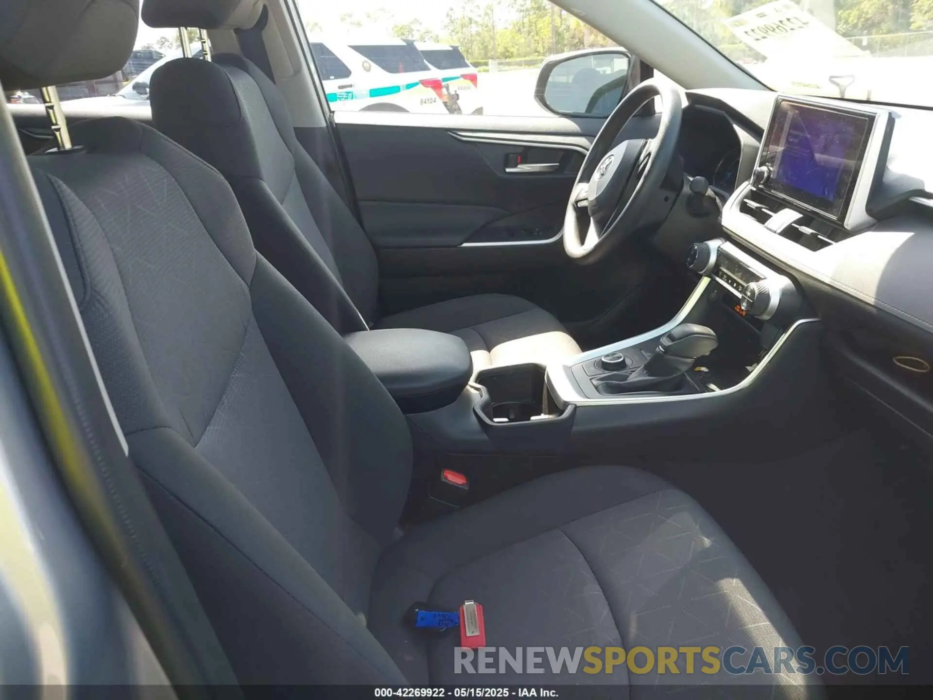 5 Photograph of a damaged car JTMRWRFV0SD285288 TOYOTA RAV4 HYBRID 2025