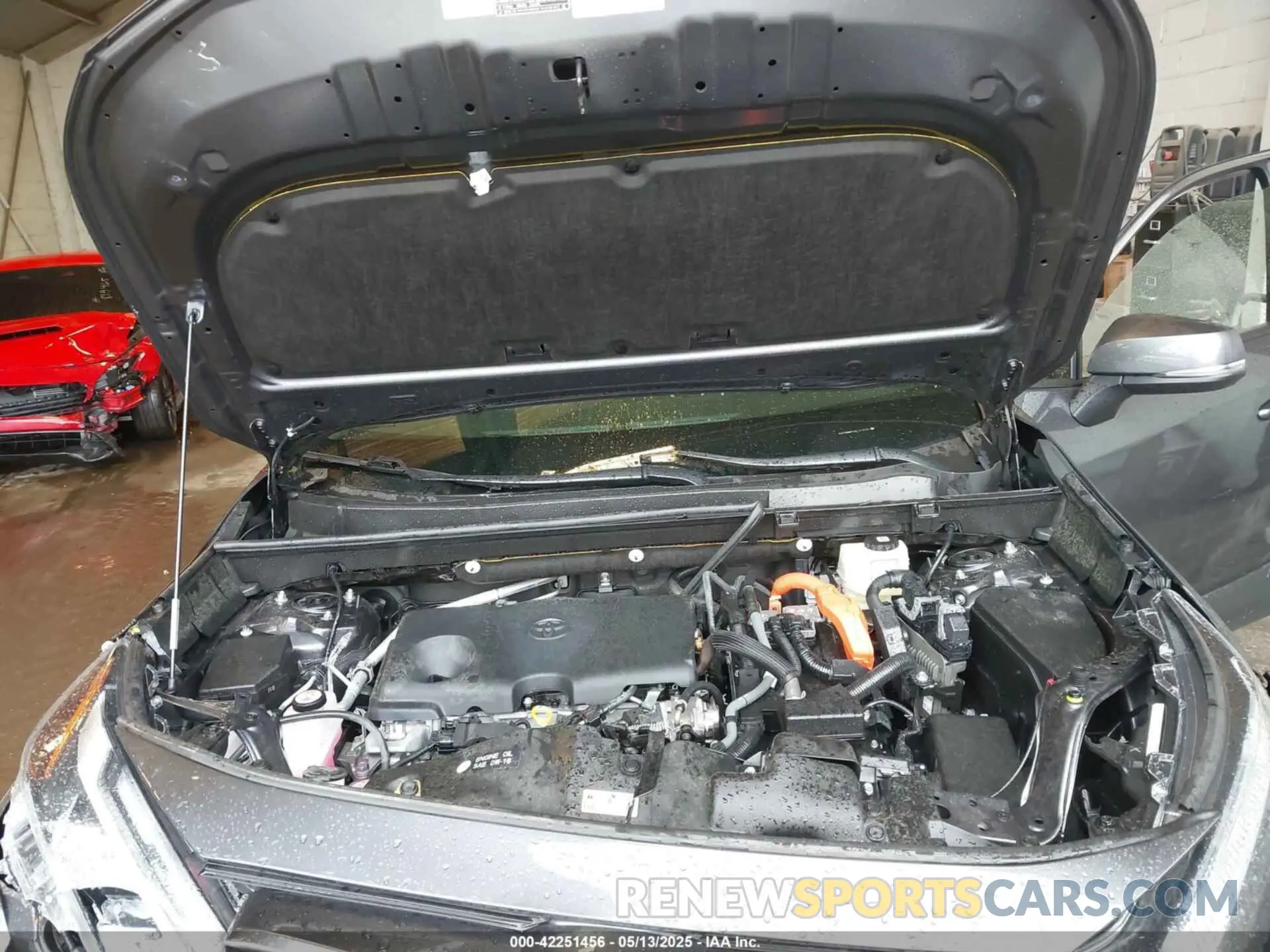 10 Photograph of a damaged car JTMRWRFV8SJ063275 TOYOTA RAV4 HYBRID 2025