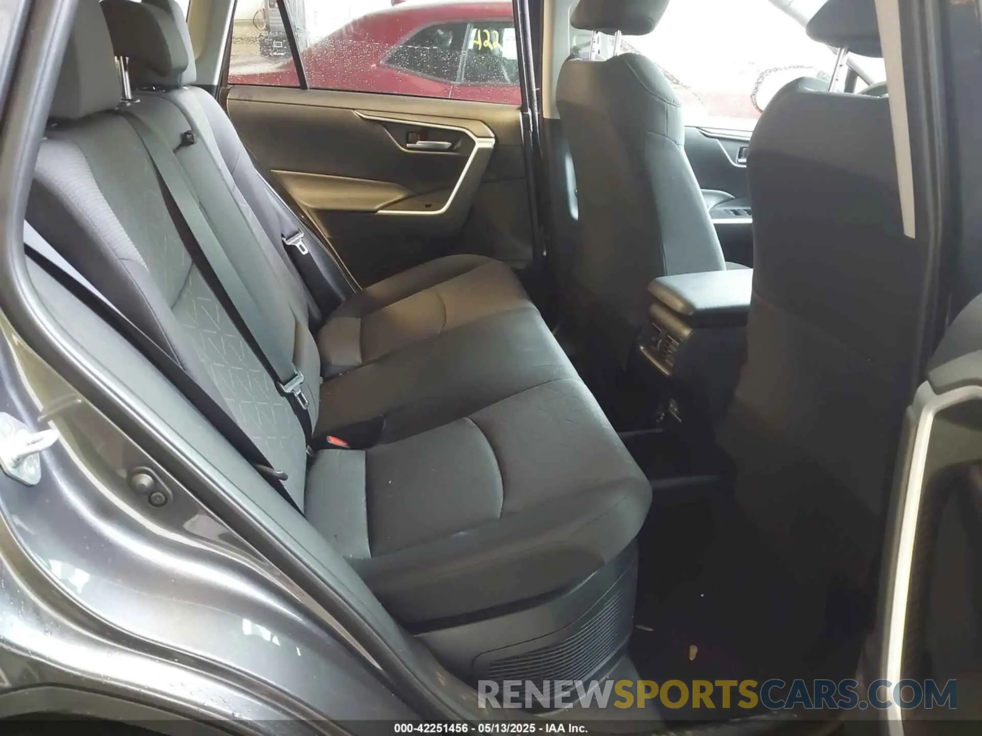 8 Photograph of a damaged car JTMRWRFV8SJ063275 TOYOTA RAV4 HYBRID 2025