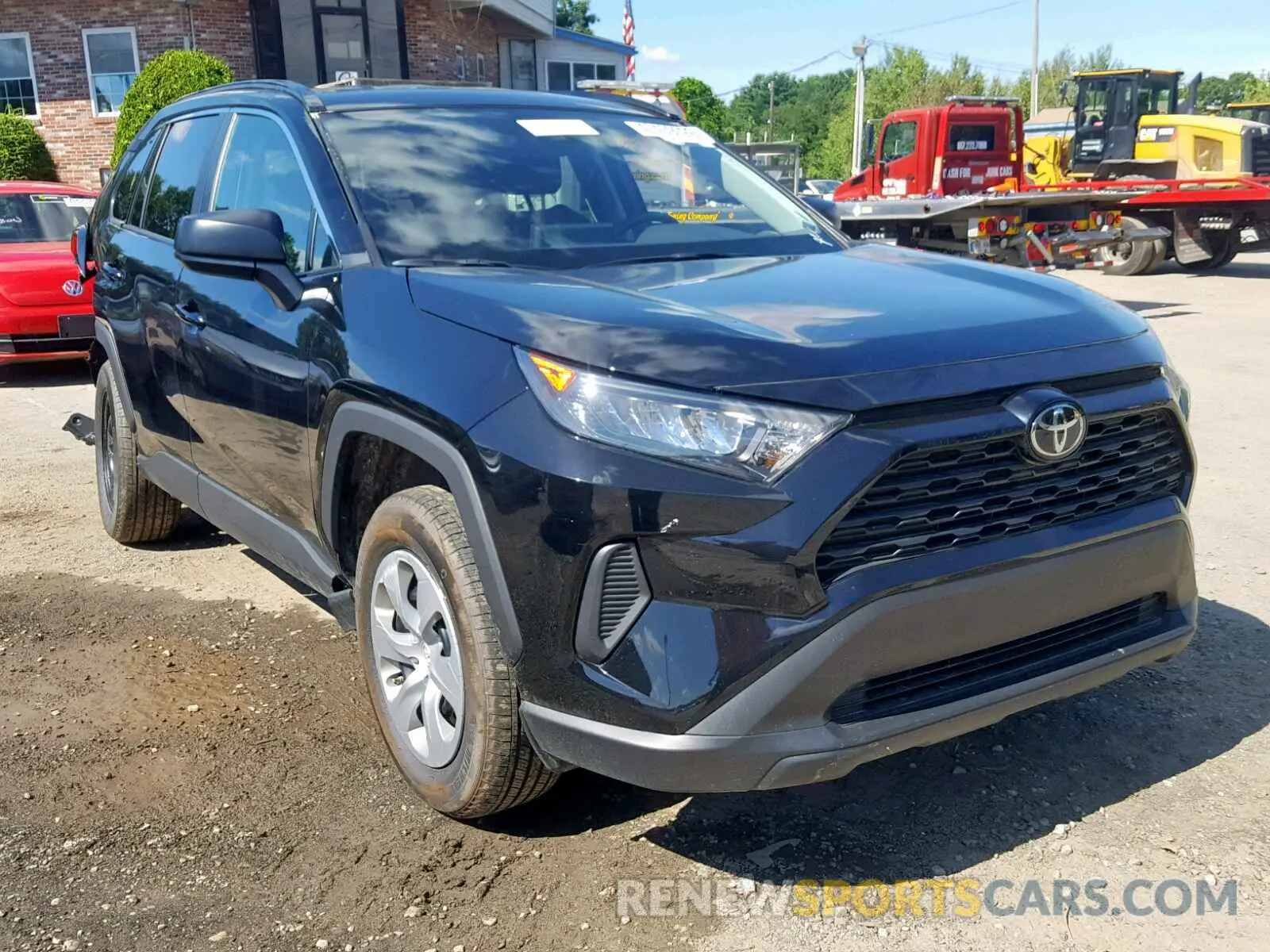 1 Фотография поврежденного автомобиля 2T3H1RFV0KW019606 TOYOTA RAV4 LE 2019