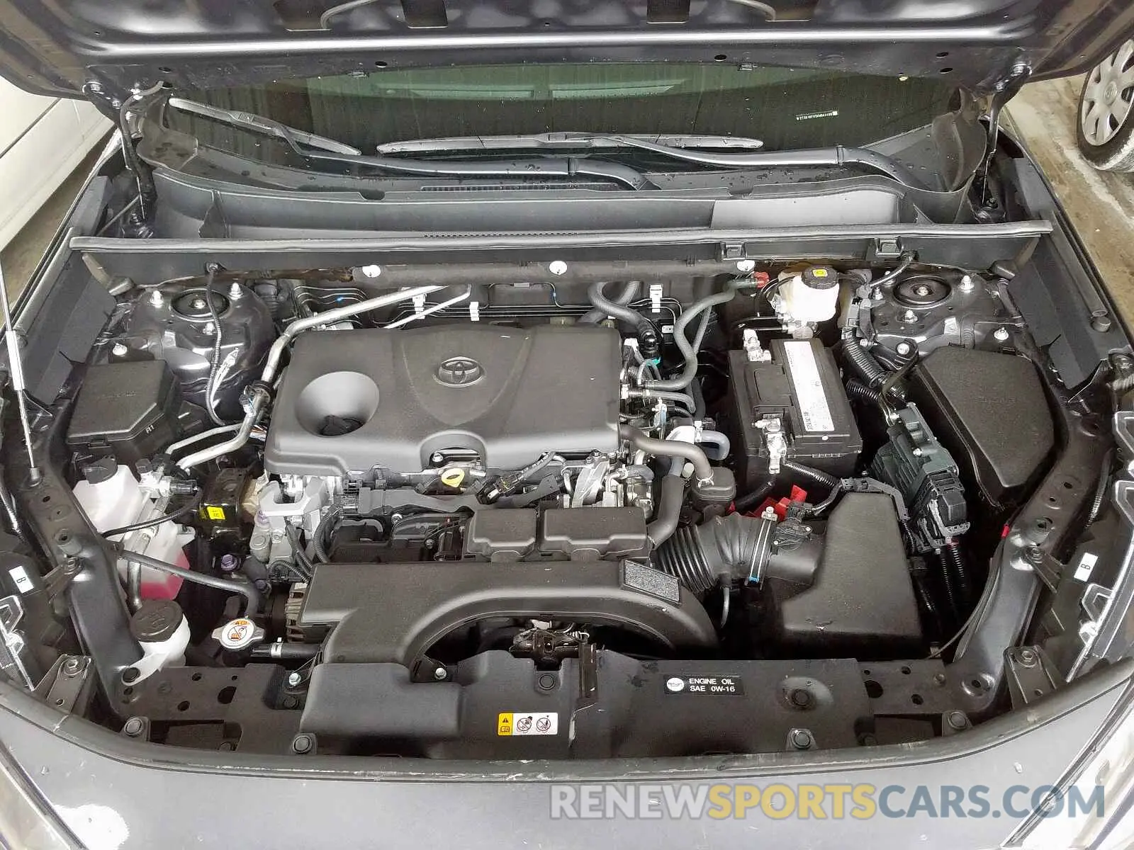 7 Фотография поврежденного автомобиля 2T3H1RFV5KW044498 TOYOTA RAV4 LE 2019