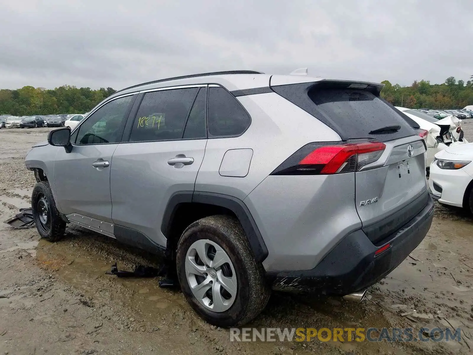 3 Фотография поврежденного автомобиля 2T3H1RFVXKW020066 TOYOTA RAV4 LE 2019