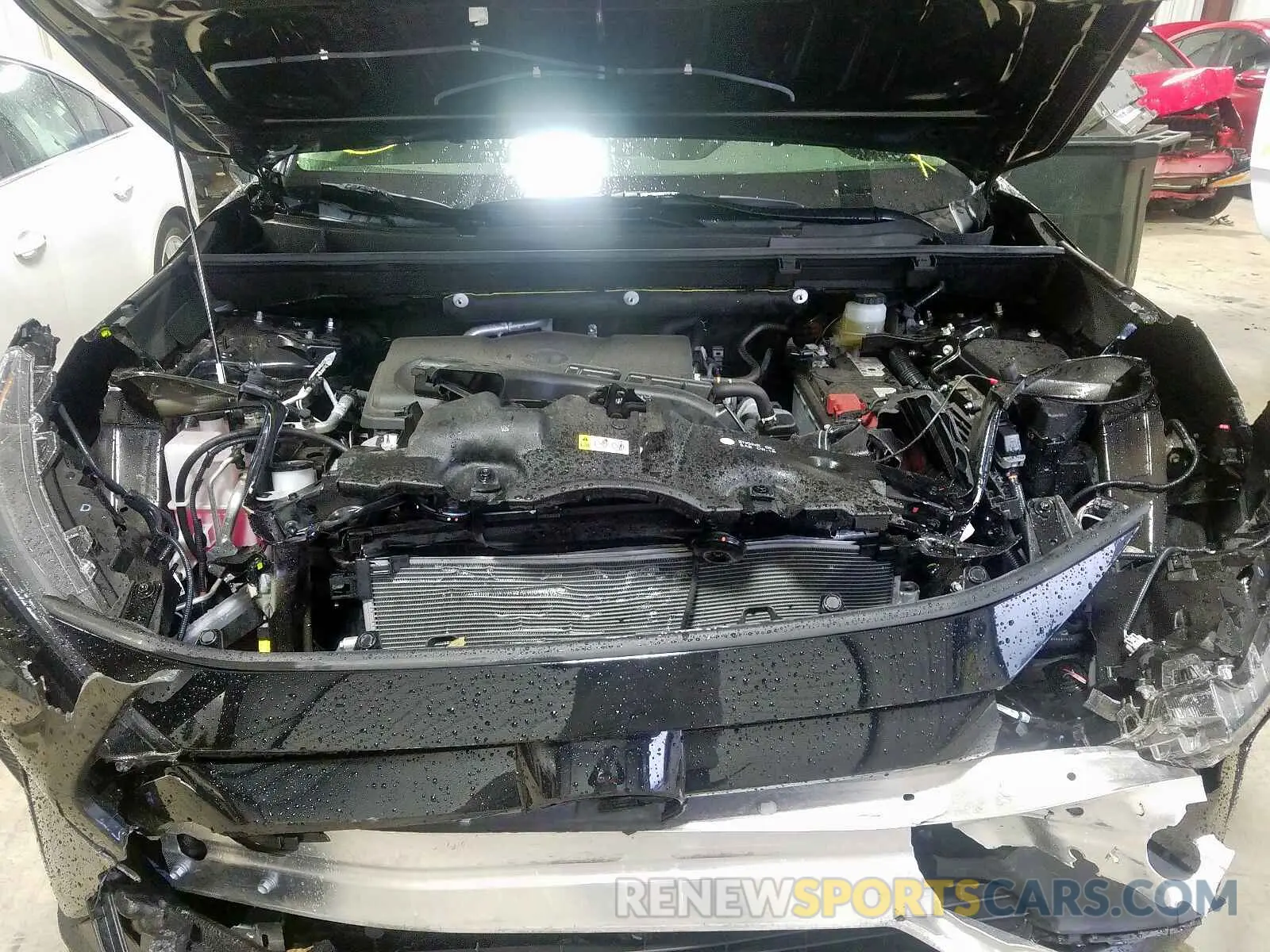 7 Фотография поврежденного автомобиля JTMG1RFV1KJ004963 TOYOTA RAV4 LE 2019