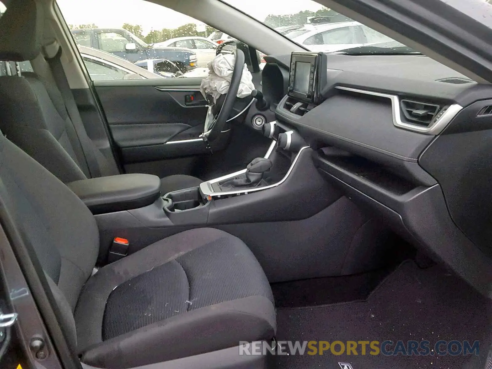 5 Photograph of a damaged car JTMH1RFV1KD510179 TOYOTA RAV4 LE 2019