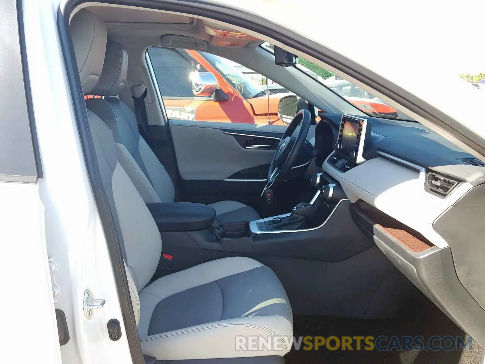 5 Фотография поврежденного автомобиля 2T3DWRFV2KW023494 TOYOTA RAV4 LIMIT 2019