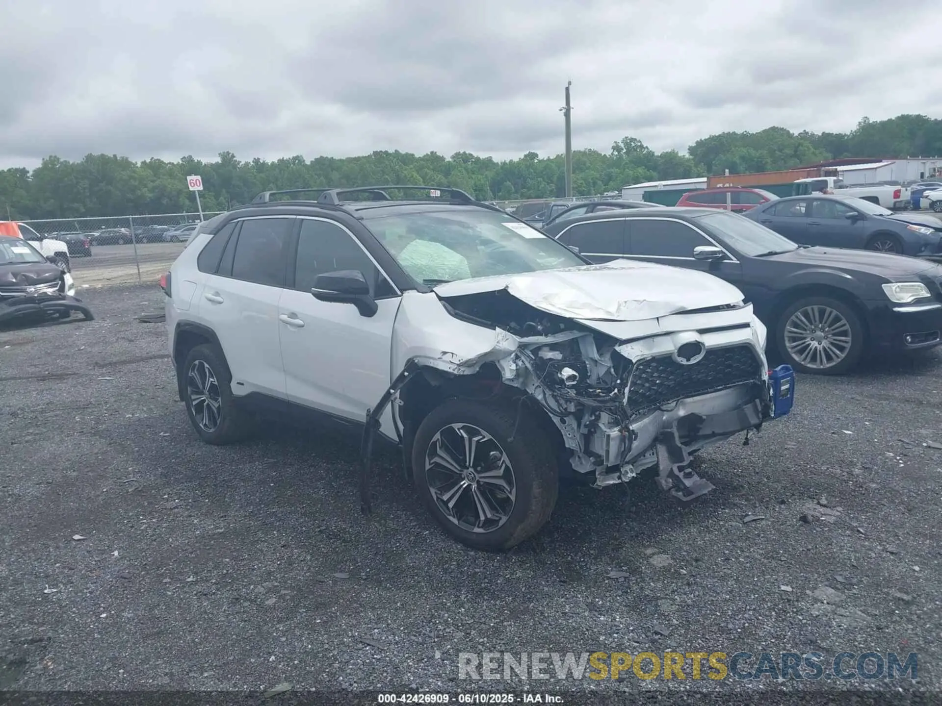 1 Photograph of a damaged car JTMEB3FV4SD237610 TOYOTA RAV4 PLUG-IN HYBRID 2025