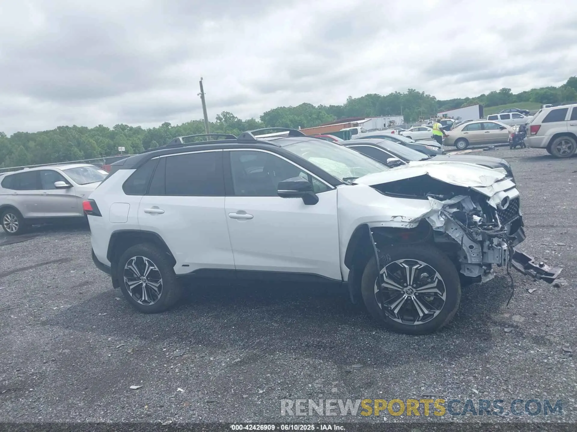 13 Photograph of a damaged car JTMEB3FV4SD237610 TOYOTA RAV4 PLUG-IN HYBRID 2025