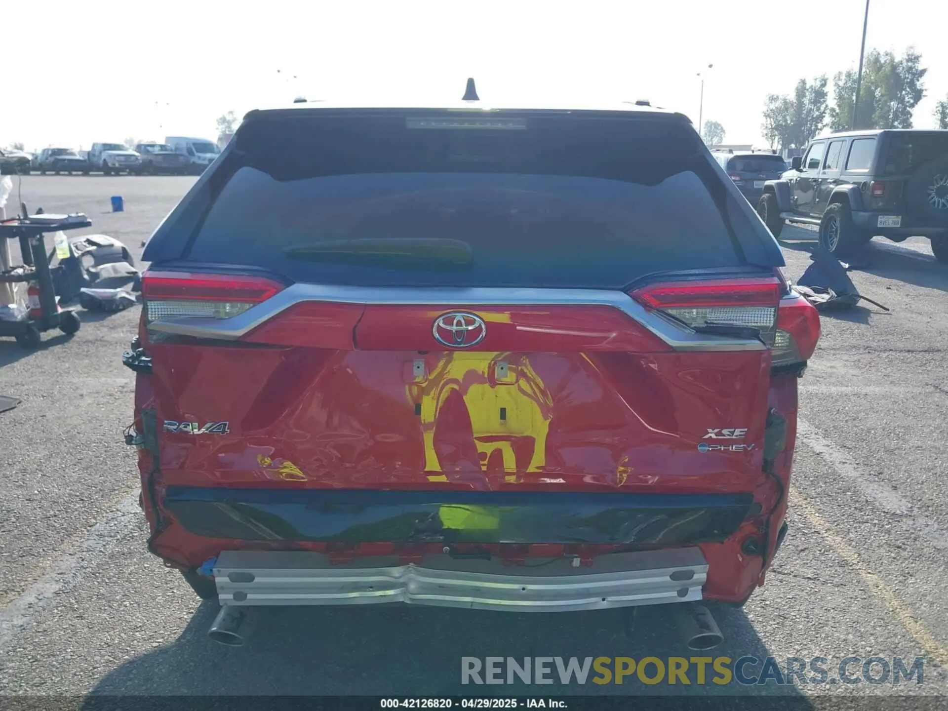 17 Фотография поврежденного автомобиля JTMEB3FVXSD244190 TOYOTA RAV4 PLUG-IN HYBRID 2025