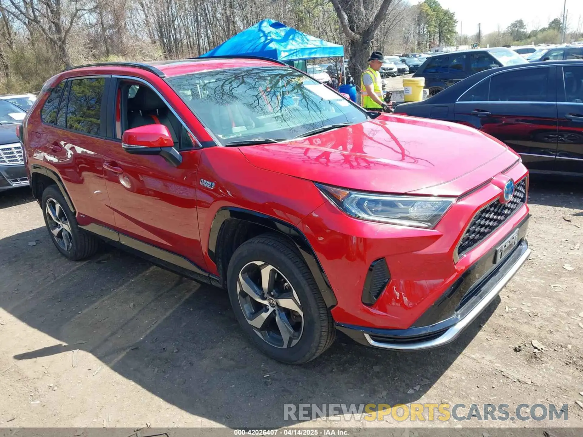 1 Фотография поврежденного автомобиля JTMAB3FV2MD050660 TOYOTA RAV4 PRIME 2021