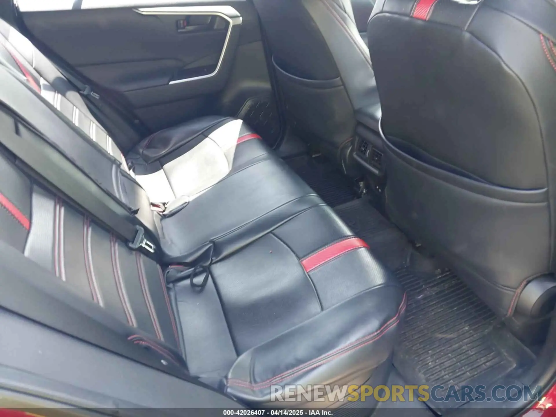 8 Фотография поврежденного автомобиля JTMAB3FV2MD050660 TOYOTA RAV4 PRIME 2021
