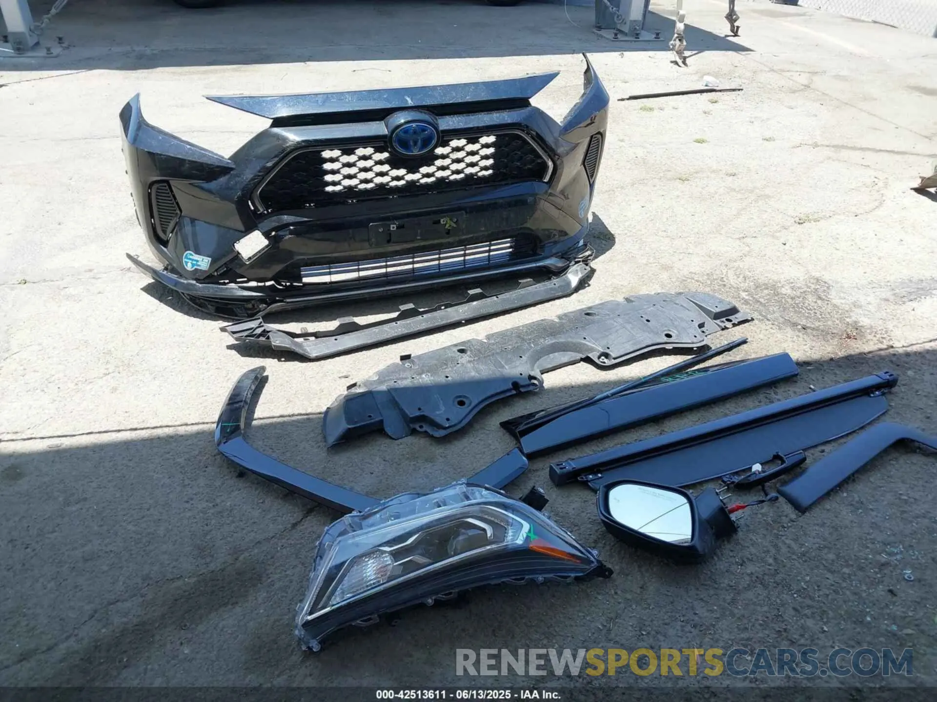 12 Photograph of a damaged car JTMAB3FV4MD048537 TOYOTA RAV4 PRIME 2021