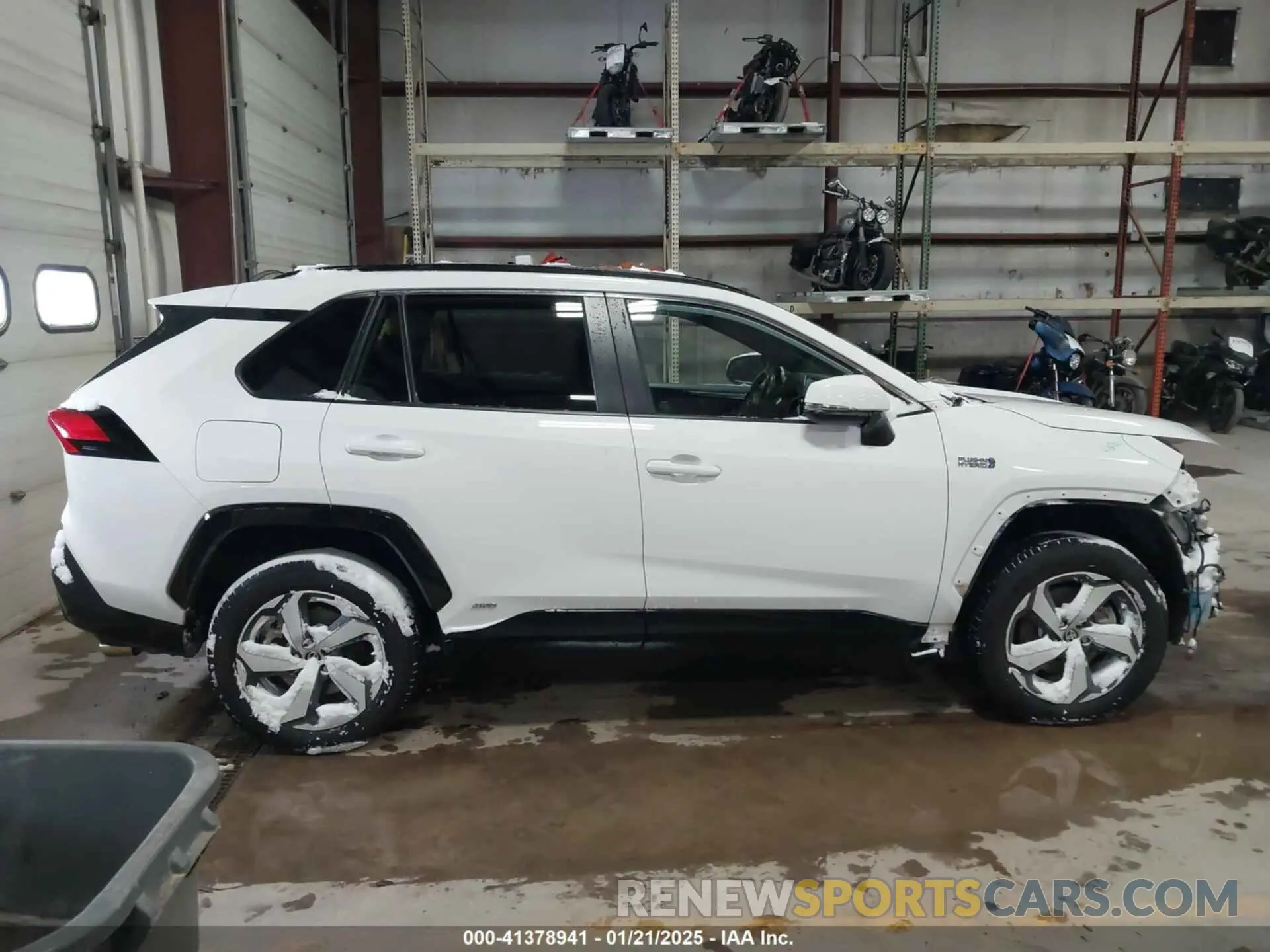 13 Фотография поврежденного автомобиля JTMAB3FV6MD050175 TOYOTA RAV4 PRIME 2021