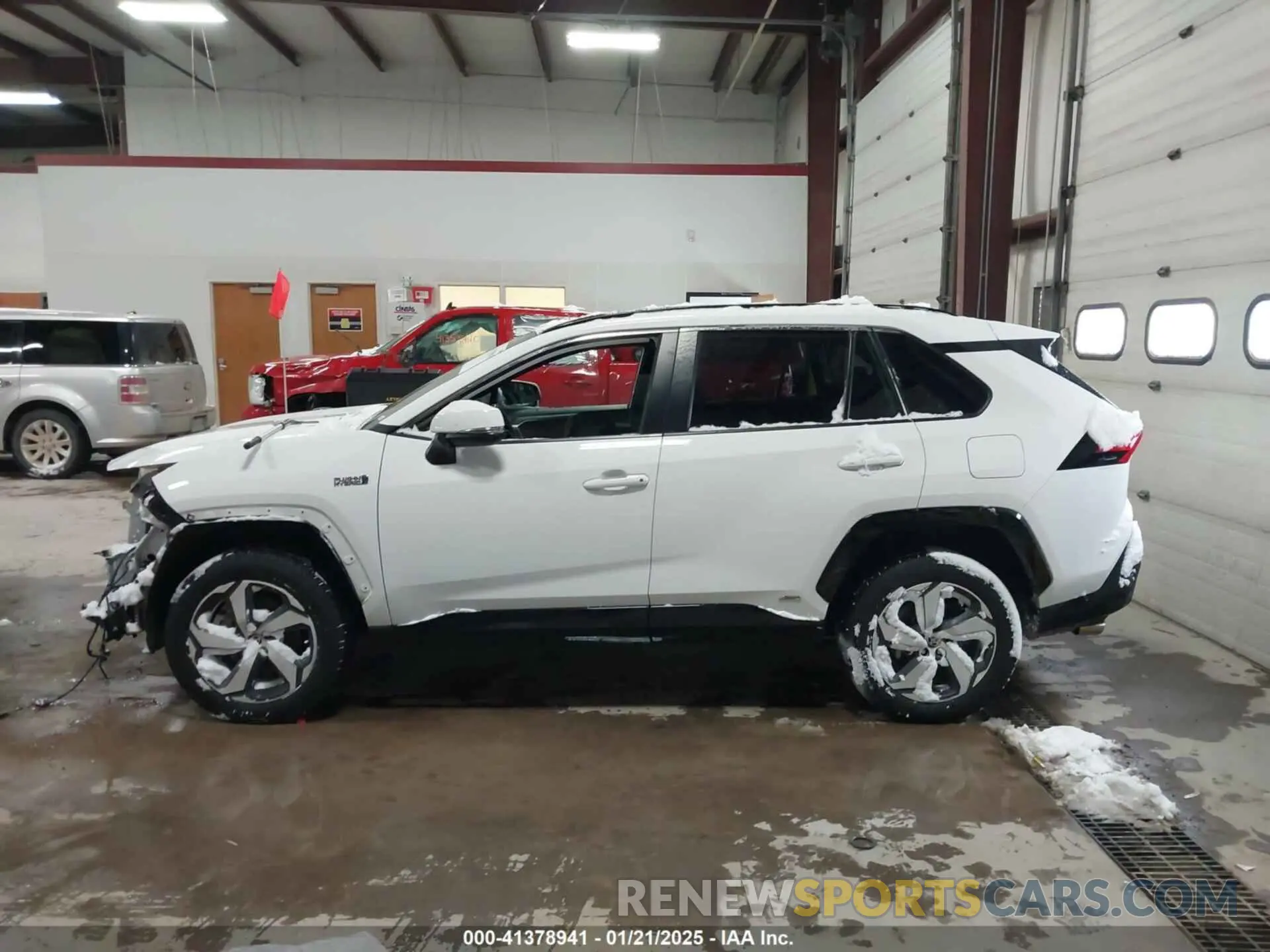 14 Фотография поврежденного автомобиля JTMAB3FV6MD050175 TOYOTA RAV4 PRIME 2021
