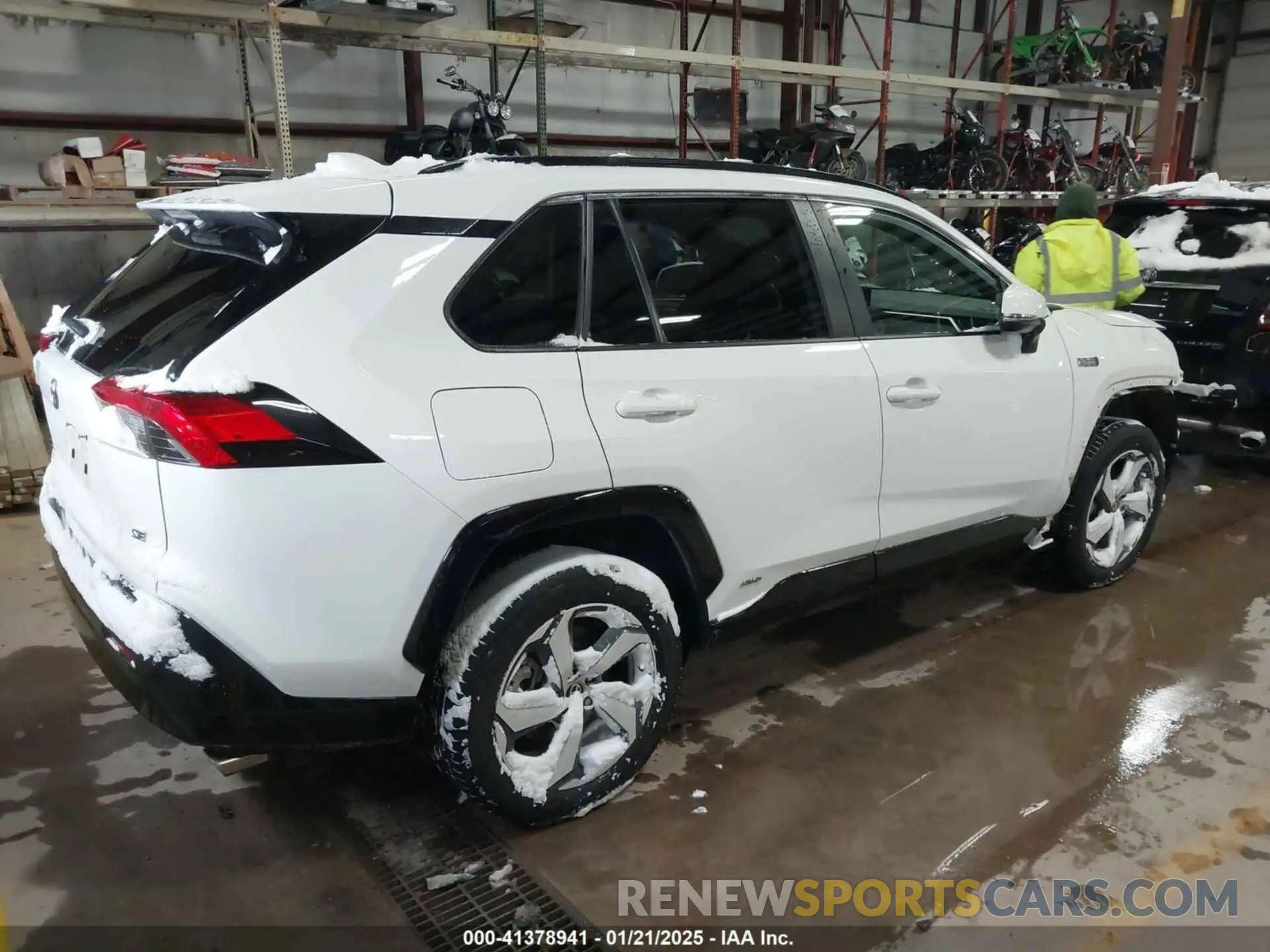 4 Фотография поврежденного автомобиля JTMAB3FV6MD050175 TOYOTA RAV4 PRIME 2021