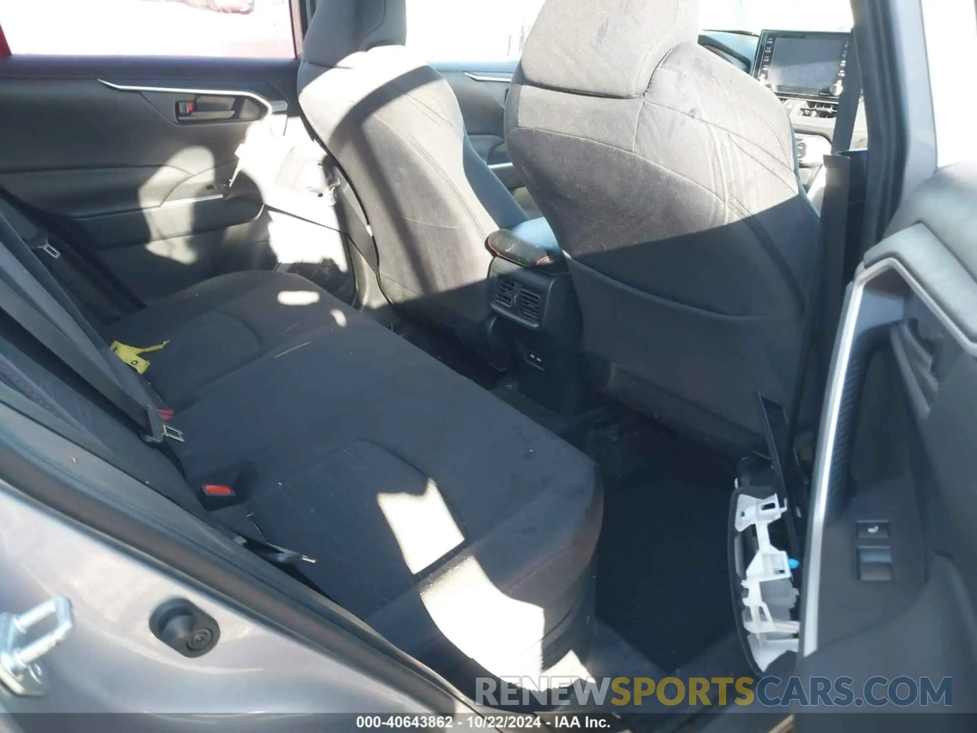 8 Photograph of a damaged car JTMAB3FV7MD074324 TOYOTA RAV4 PRIME 2021