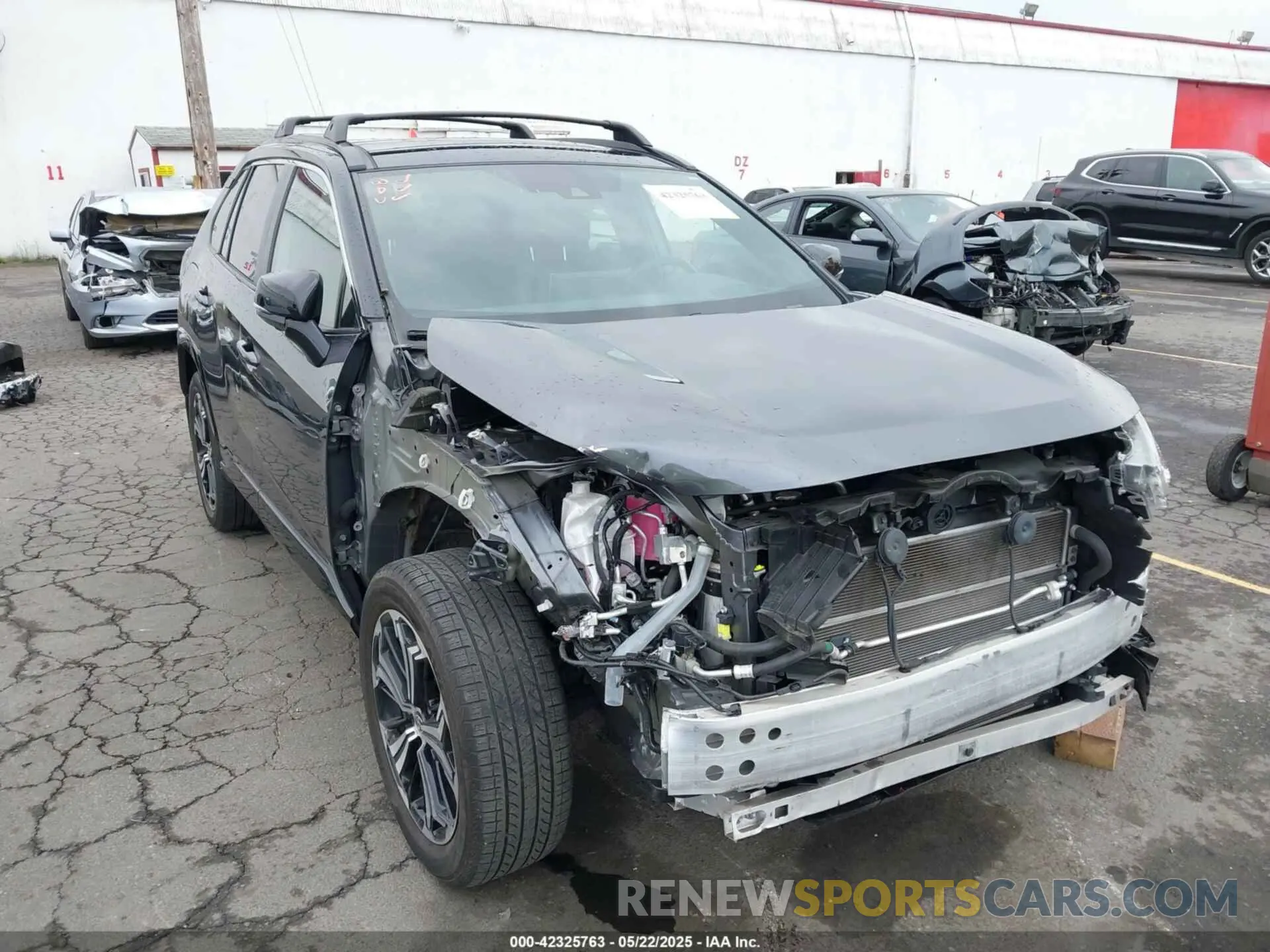 6 Photograph of a damaged car JTMFB3FV4MD065831 TOYOTA RAV4 PRIME 2021