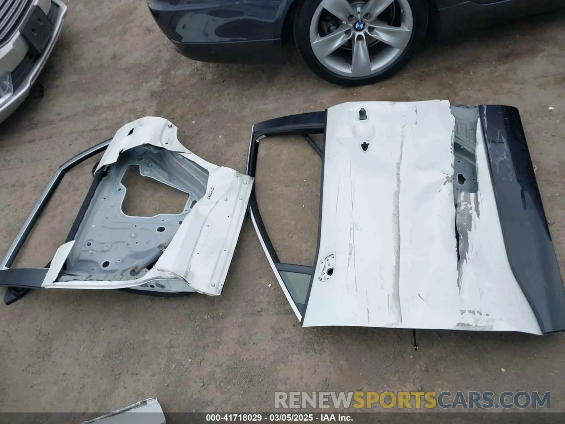 19 Photograph of a damaged car JTMFB3FV5MD074392 TOYOTA RAV4 PRIME 2021