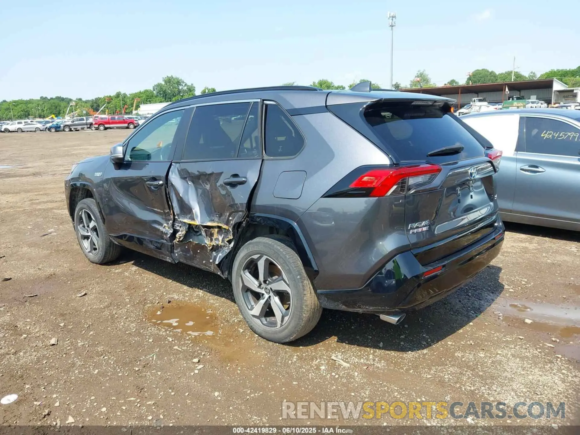 3 Фотография поврежденного автомобиля JTMAB3FV0ND091922 TOYOTA RAV4 PRIME 2022
