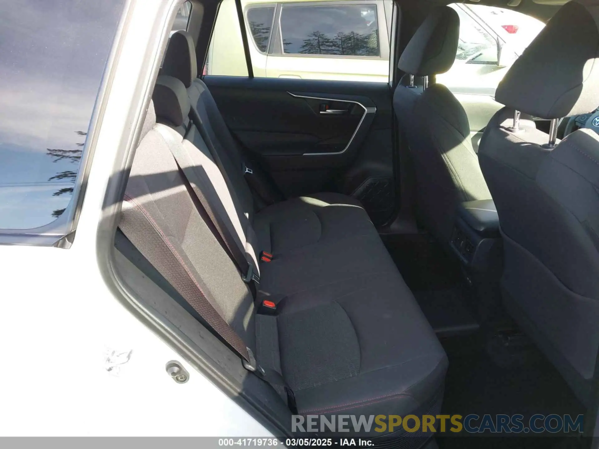 8 Photograph of a damaged car JTMAB3FV6ND105659 TOYOTA RAV4 PRIME 2022