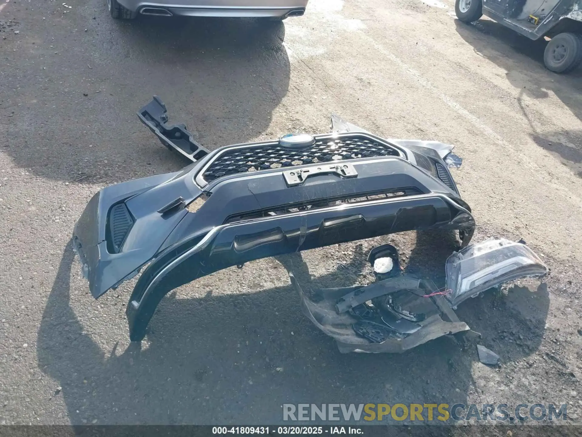 12 Photograph of a damaged car JTMAB3FV6ND108626 TOYOTA RAV4 PRIME 2022