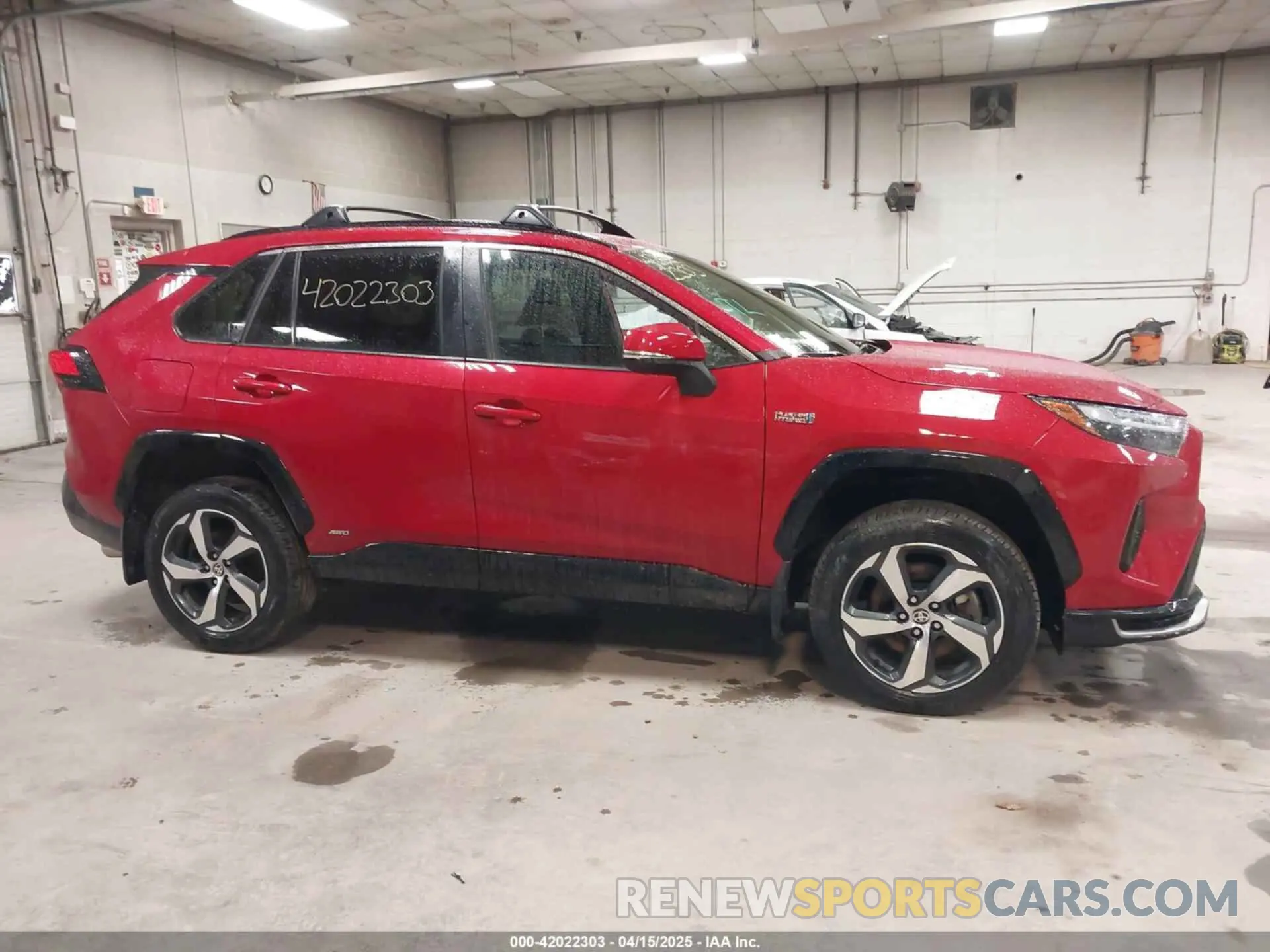 13 Фотография поврежденного автомобиля JTMCB3FV7ND087777 TOYOTA RAV4 PRIME 2022