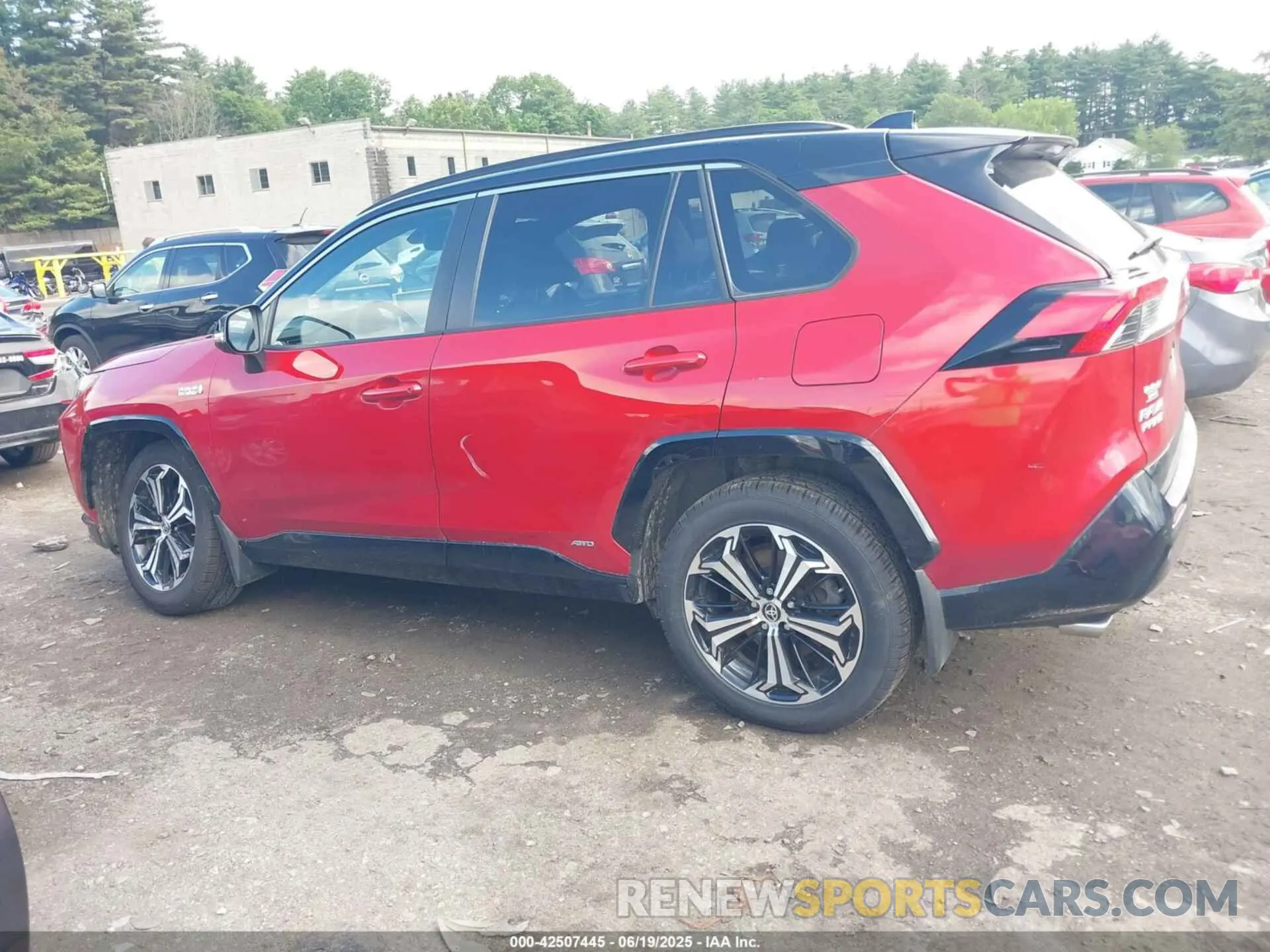 14 Photograph of a damaged car JTMFB3FV7ND083838 TOYOTA RAV4 PRIME 2022
