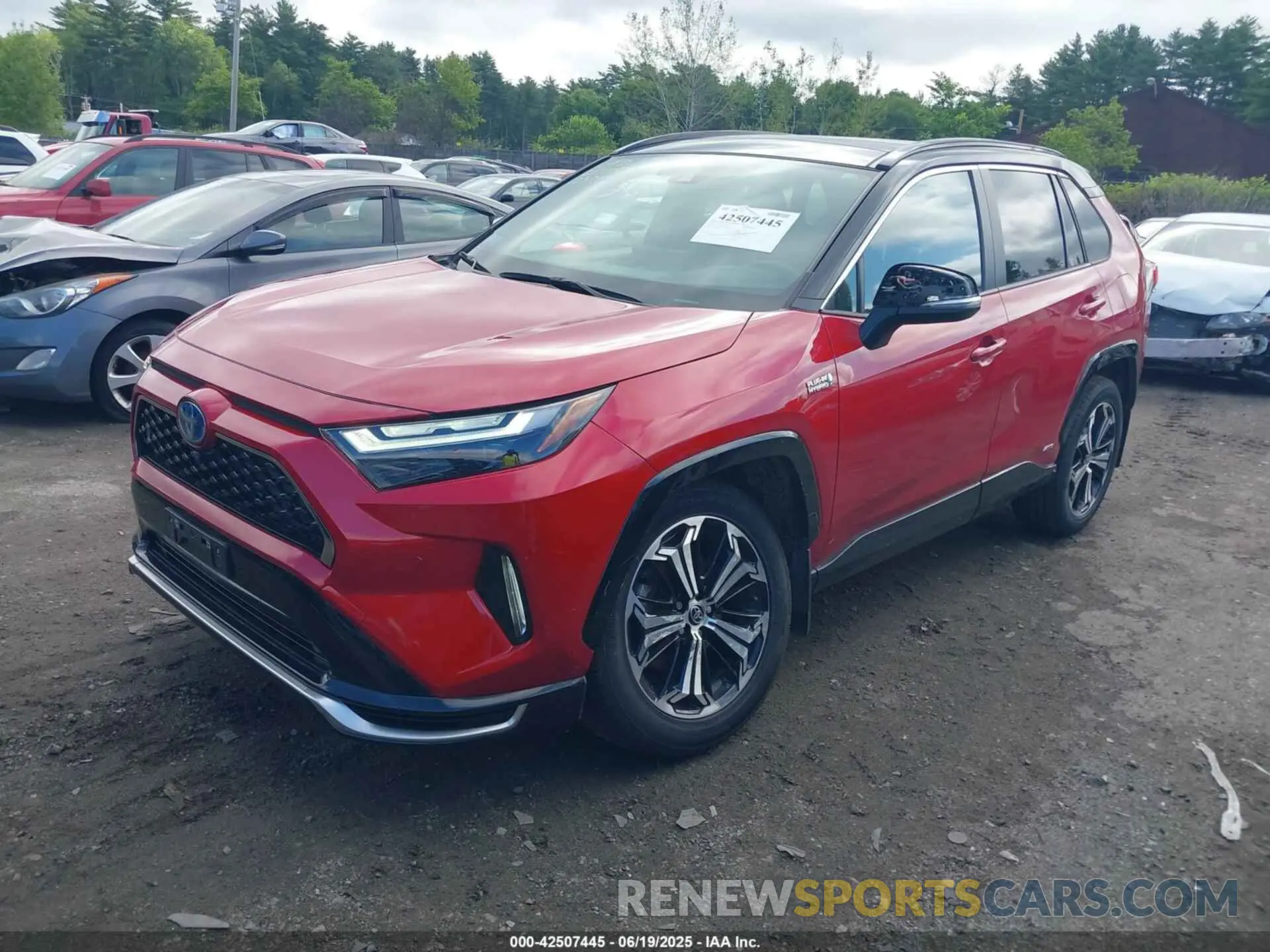 2 Photograph of a damaged car JTMFB3FV7ND083838 TOYOTA RAV4 PRIME 2022