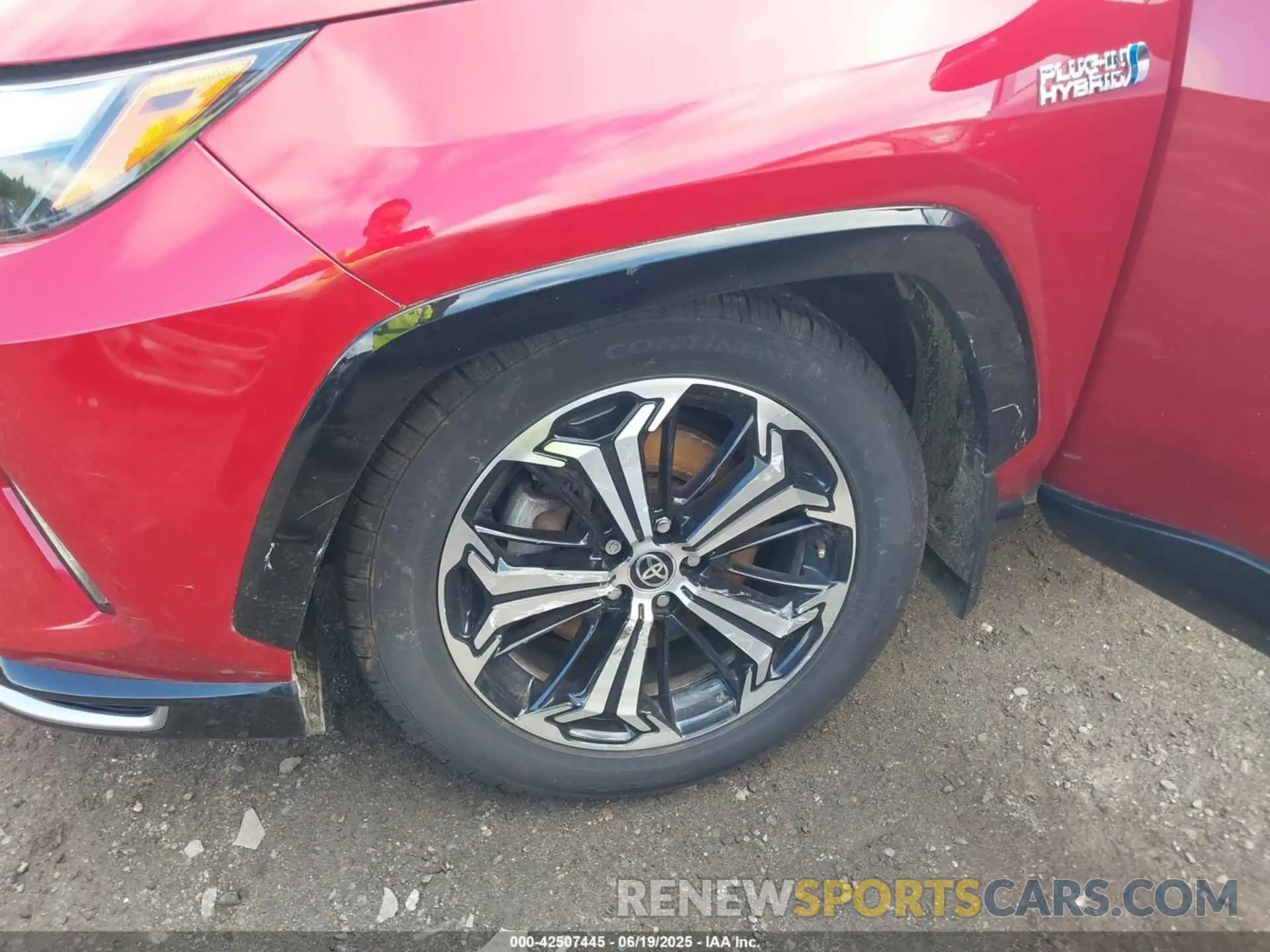 6 Photograph of a damaged car JTMFB3FV7ND083838 TOYOTA RAV4 PRIME 2022